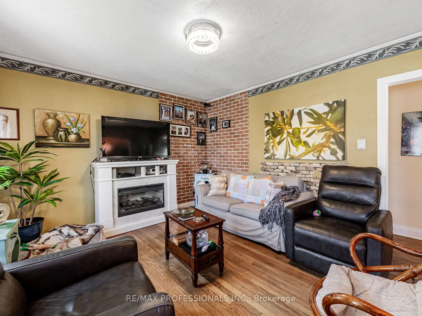 64 Elder Avenue
