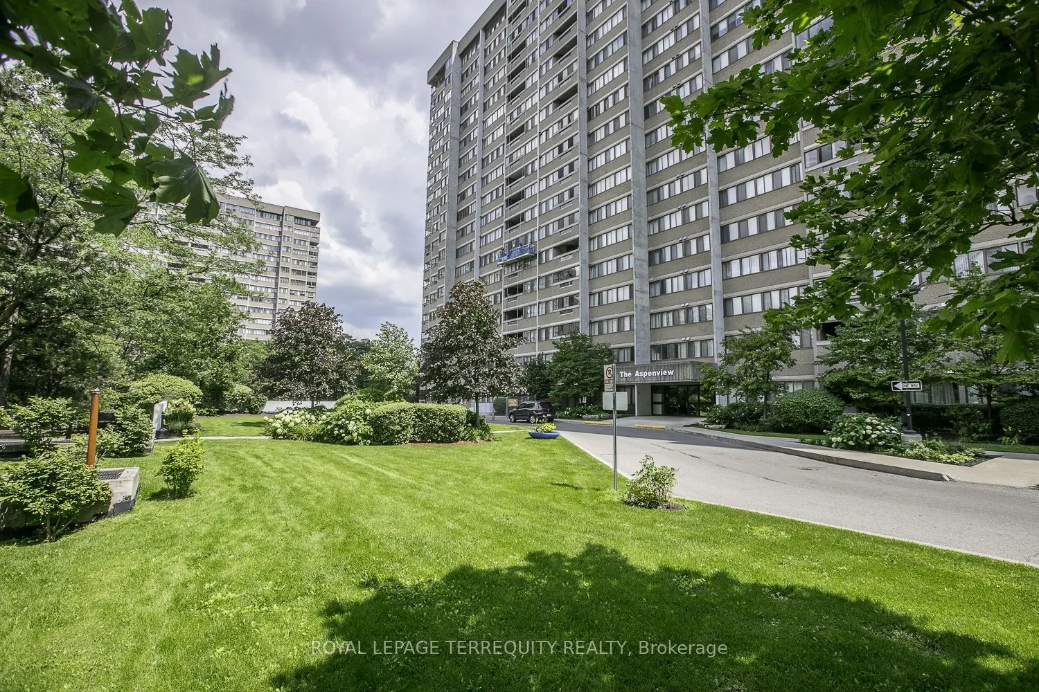 50 Elm Drive E #604