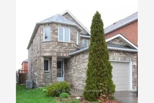 424 Jay Crescent