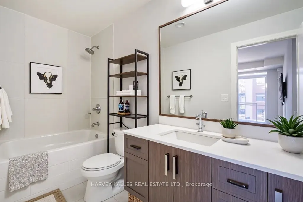 1575 Lakeshore Road W, #366