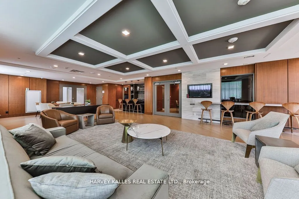 1575 Lakeshore Road W, #366