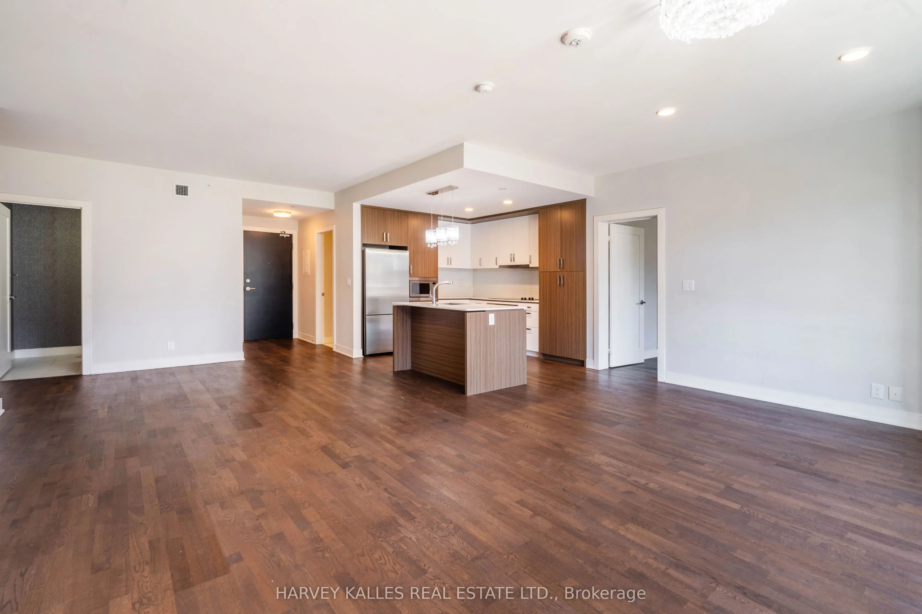1575 Lakeshore Road W, #366