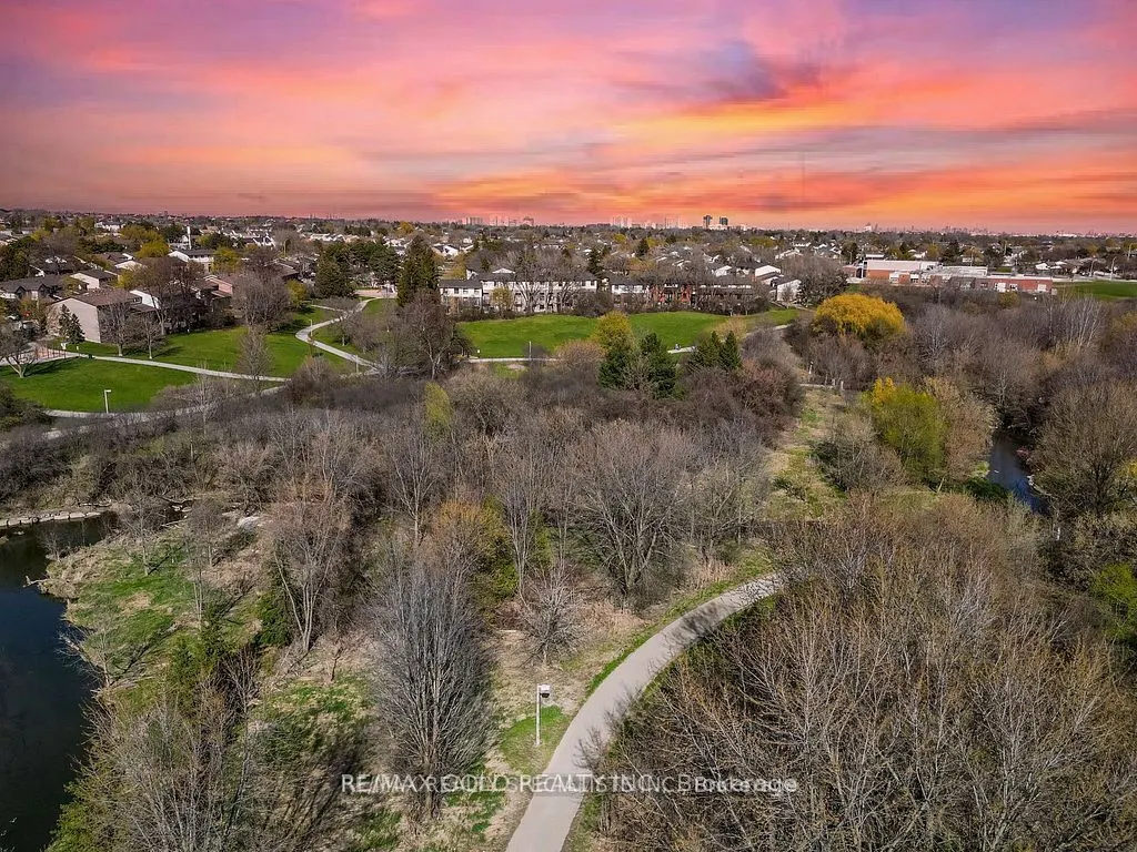140 Pressed Brick Drive