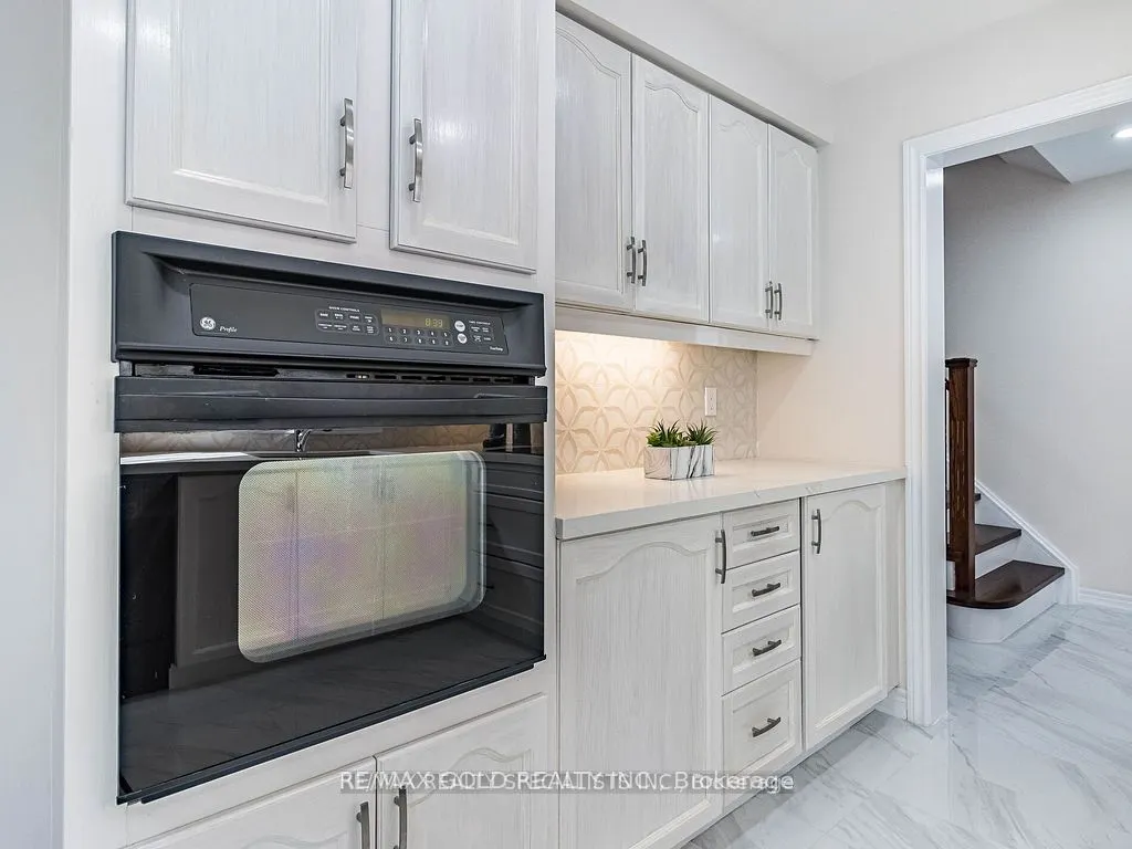 140 Pressed Brick Drive