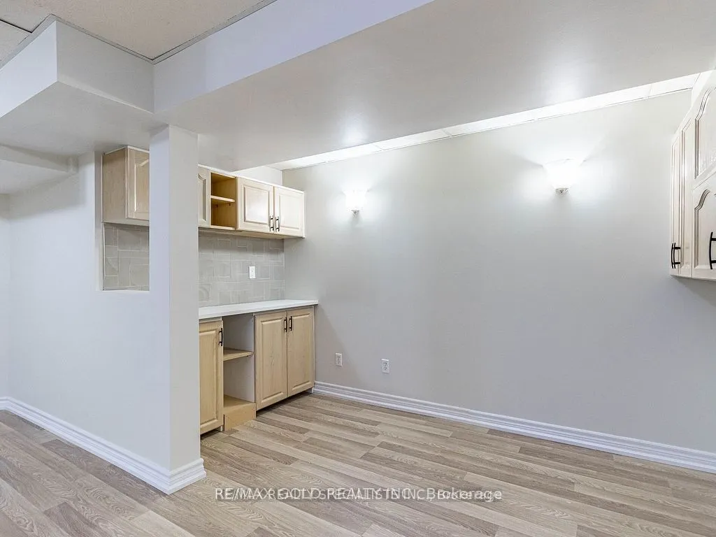 140 Pressed Brick Drive