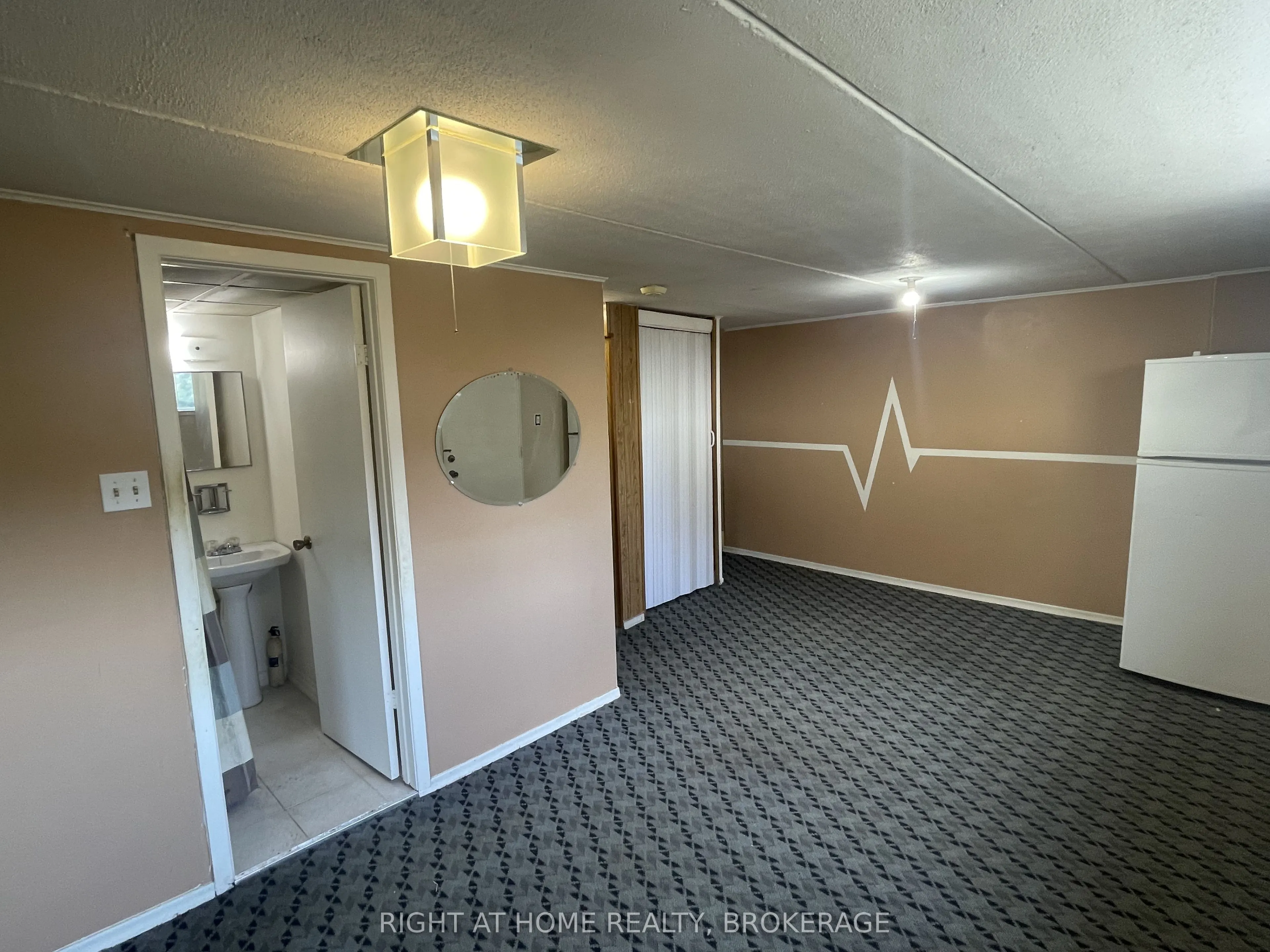 180 Mississauga Valley Boulevard, #140