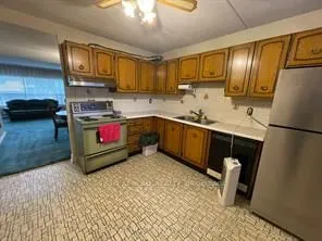 180 Mississauga Valley Boulevard, #140