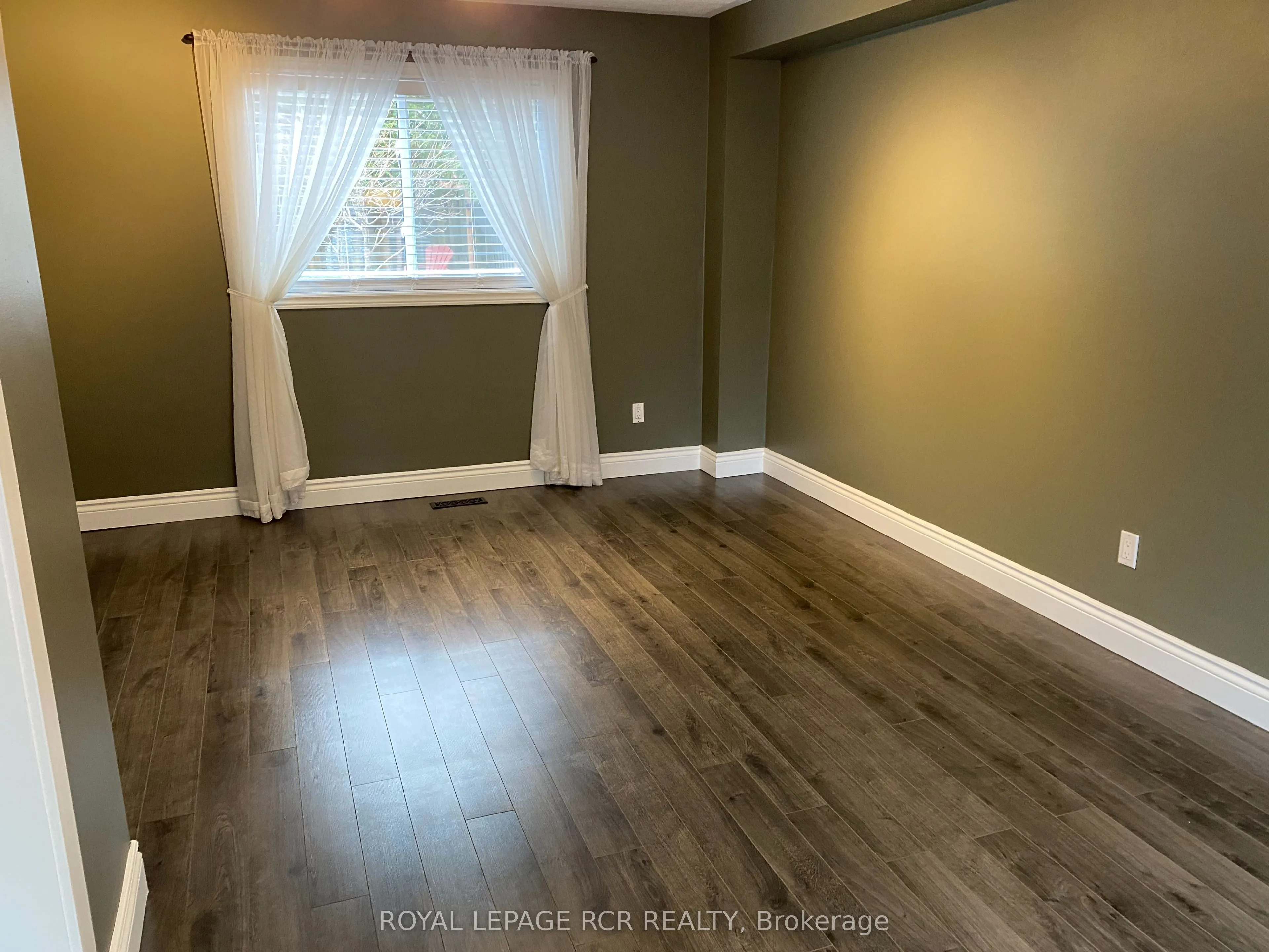 128 Elaine Drive