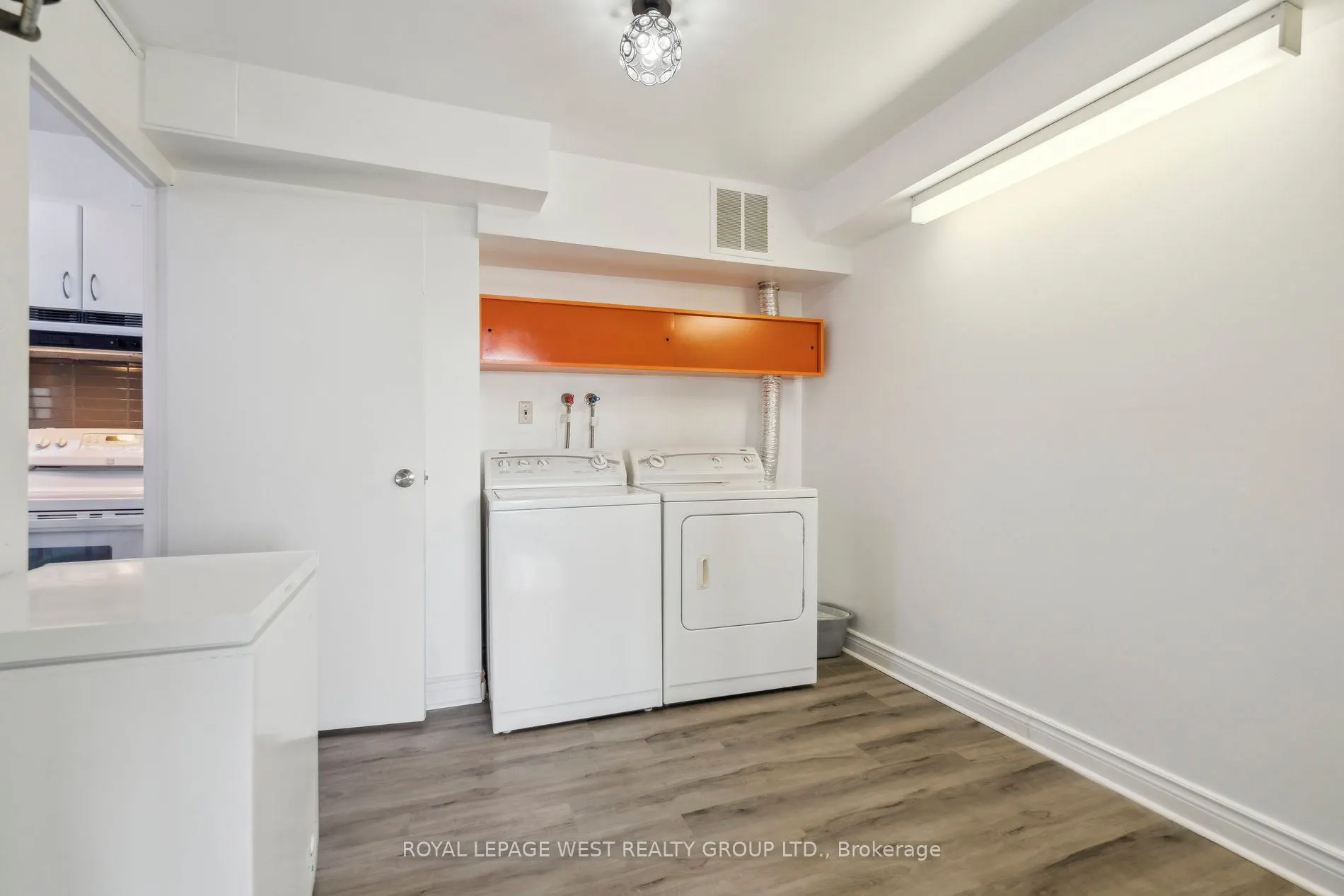 1580 Mississauga Valley, #1006