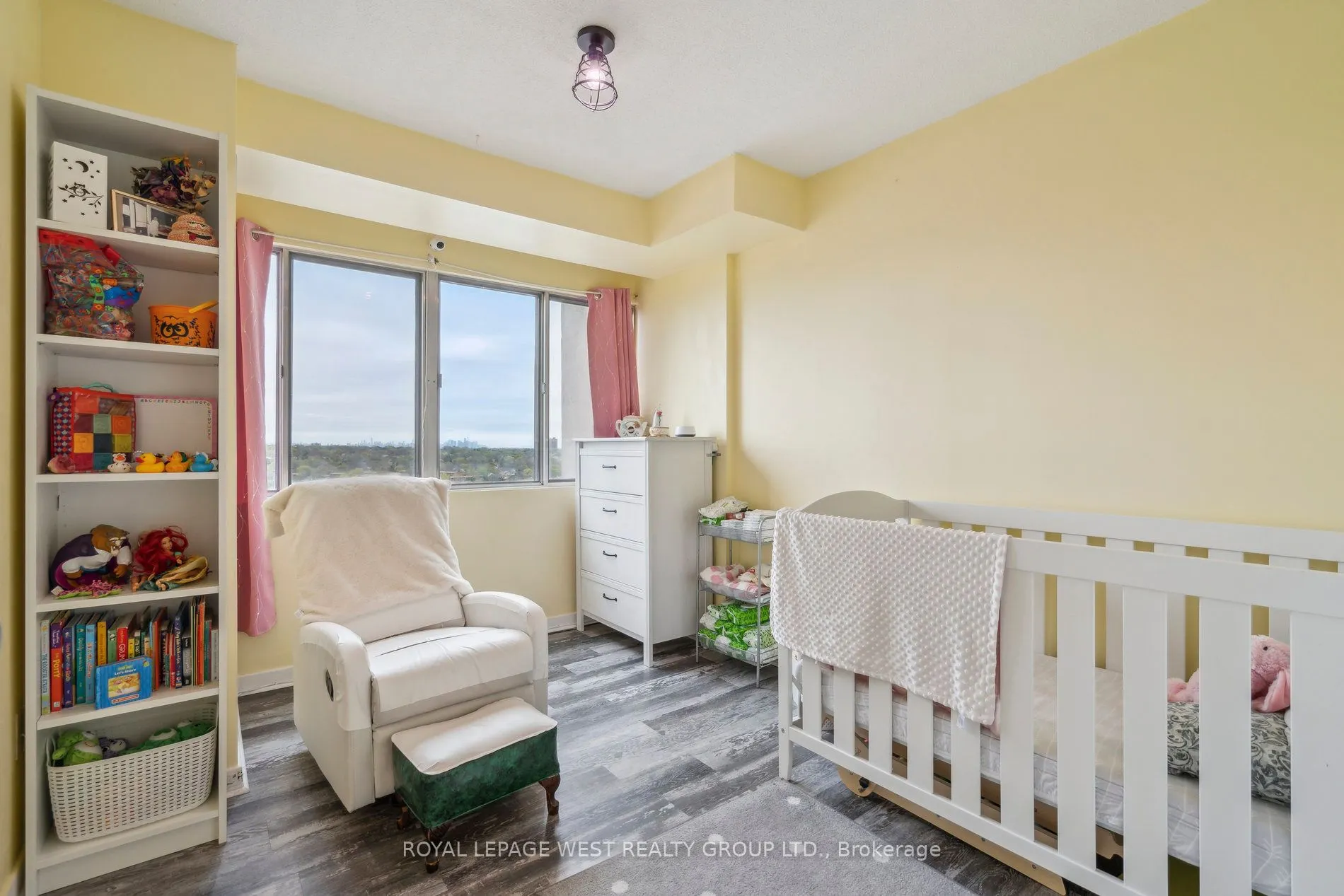 1580 Mississauga Valley, #1006