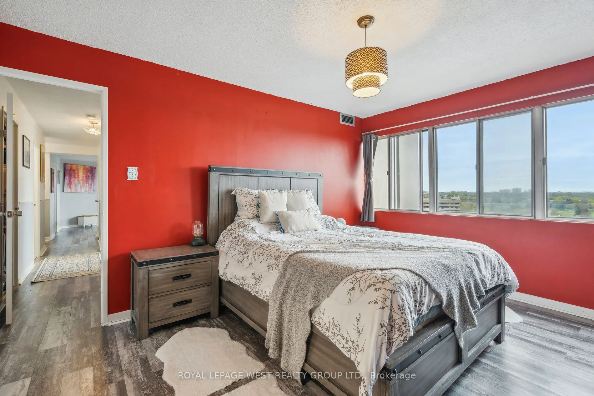 1580 Mississauga Valley, #1006