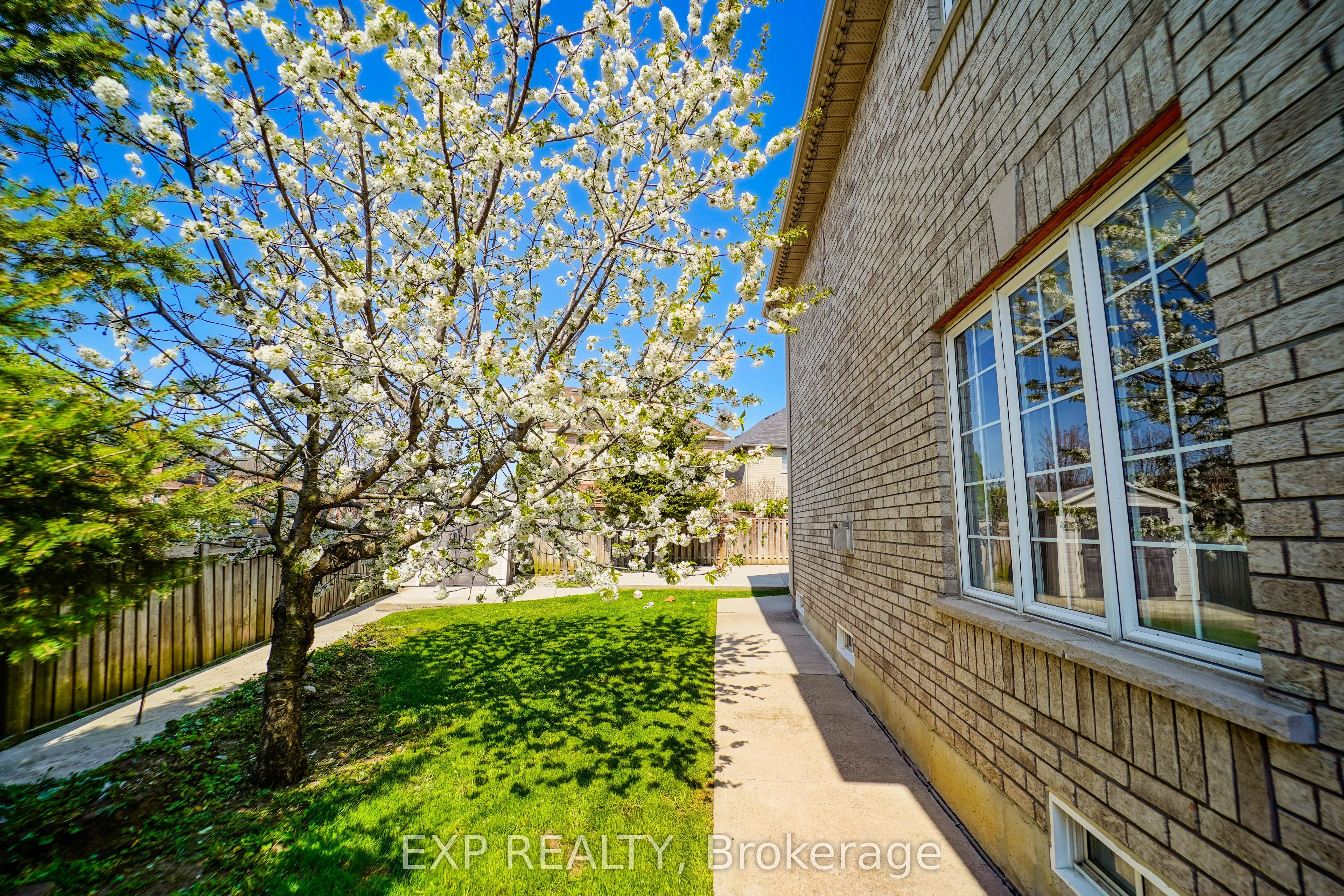36 Headwater Road