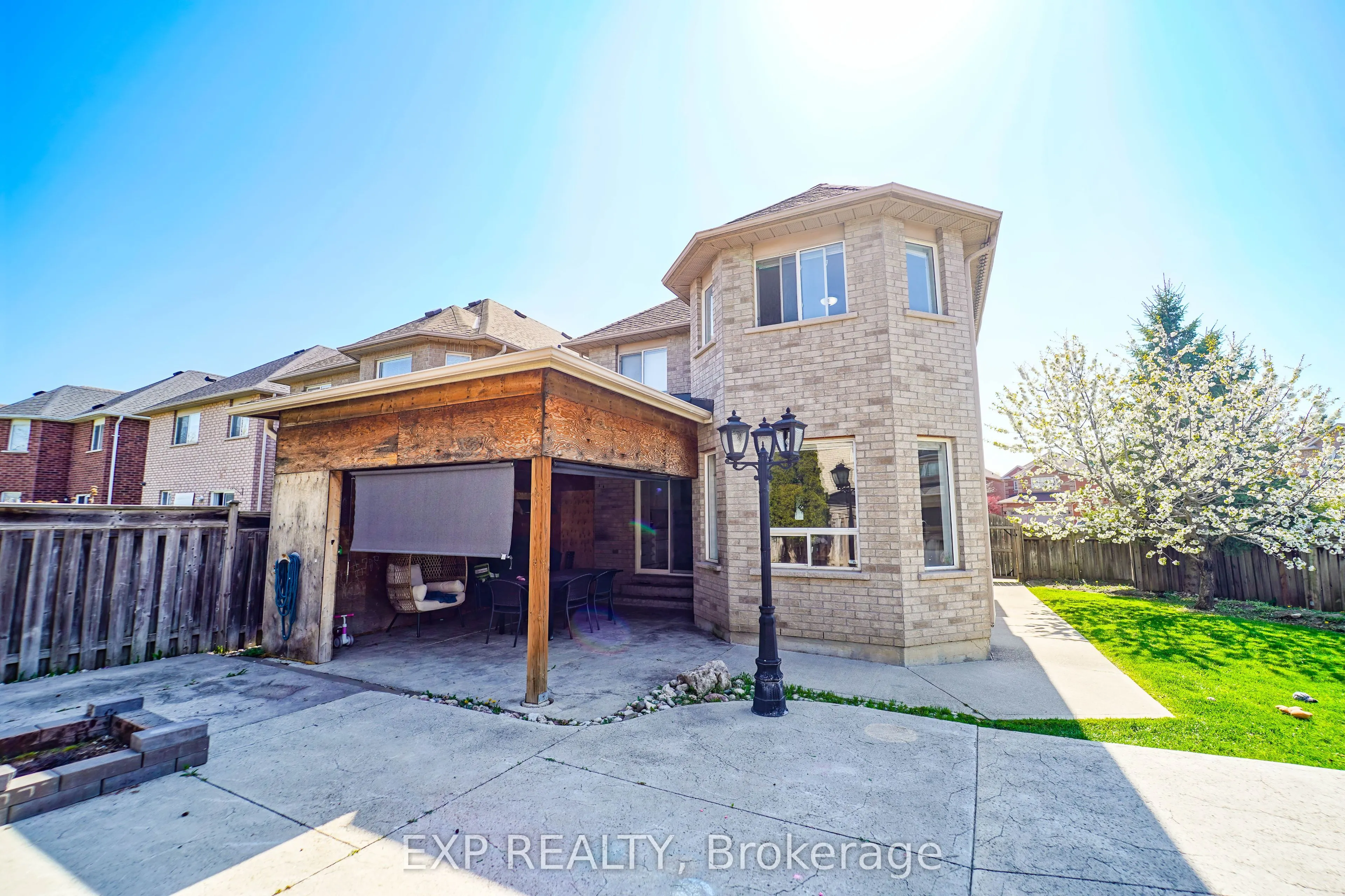 36 Headwater Road