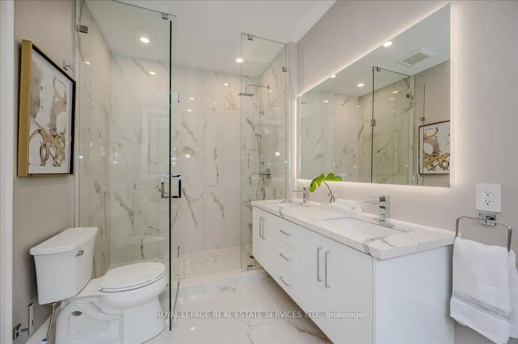 78 South Kingsway