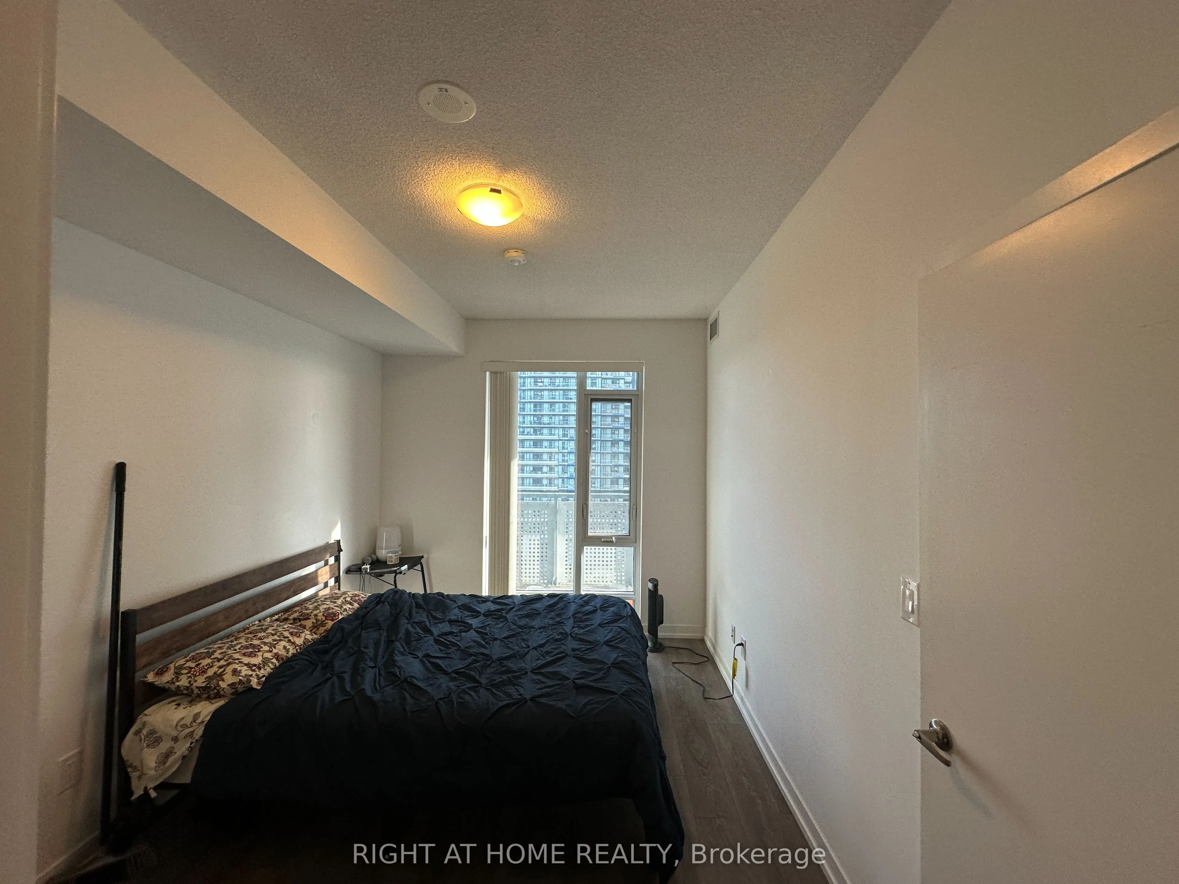 2520 Eglinton Avenue W #701