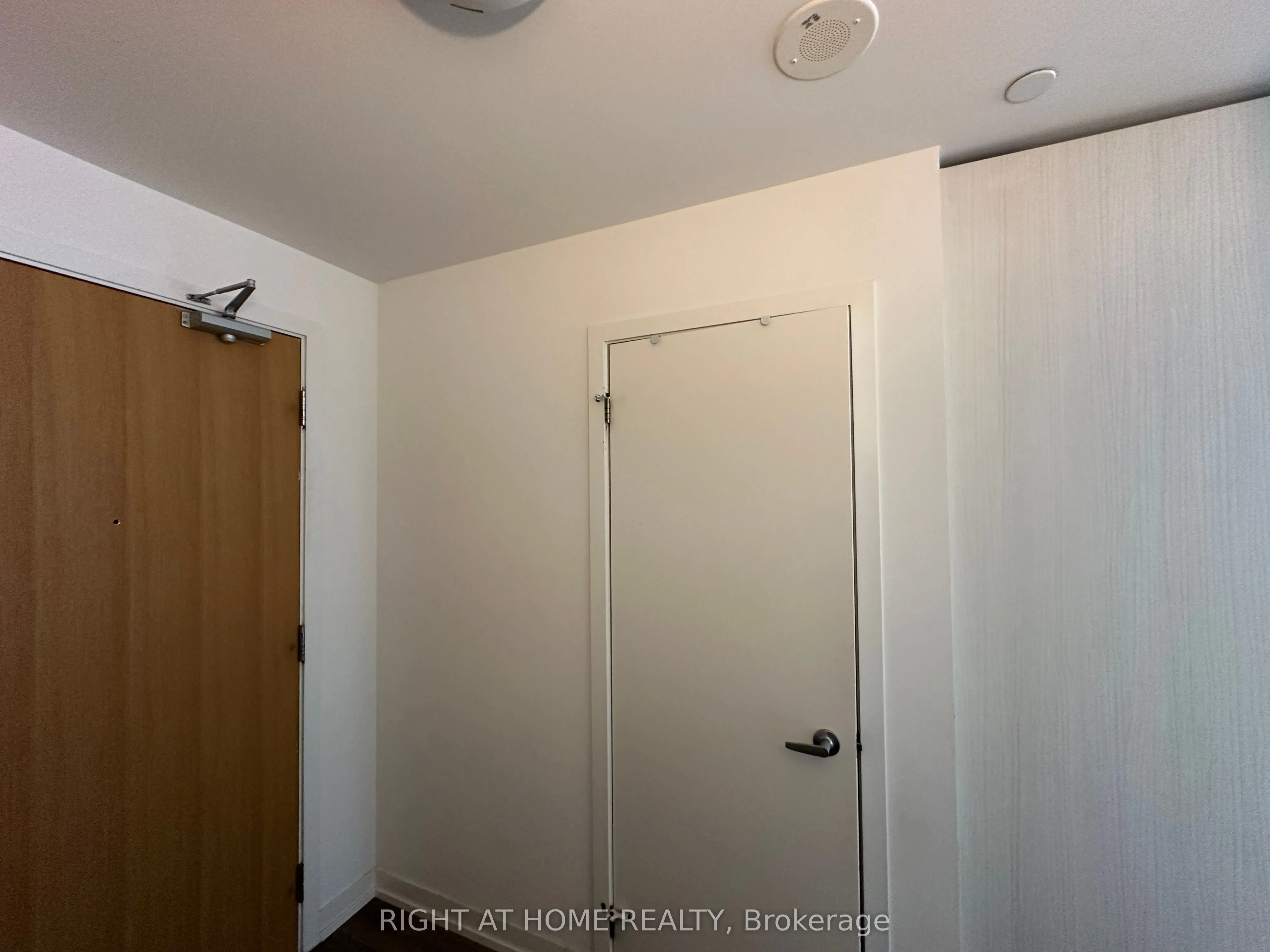 2520 Eglinton Avenue W #701