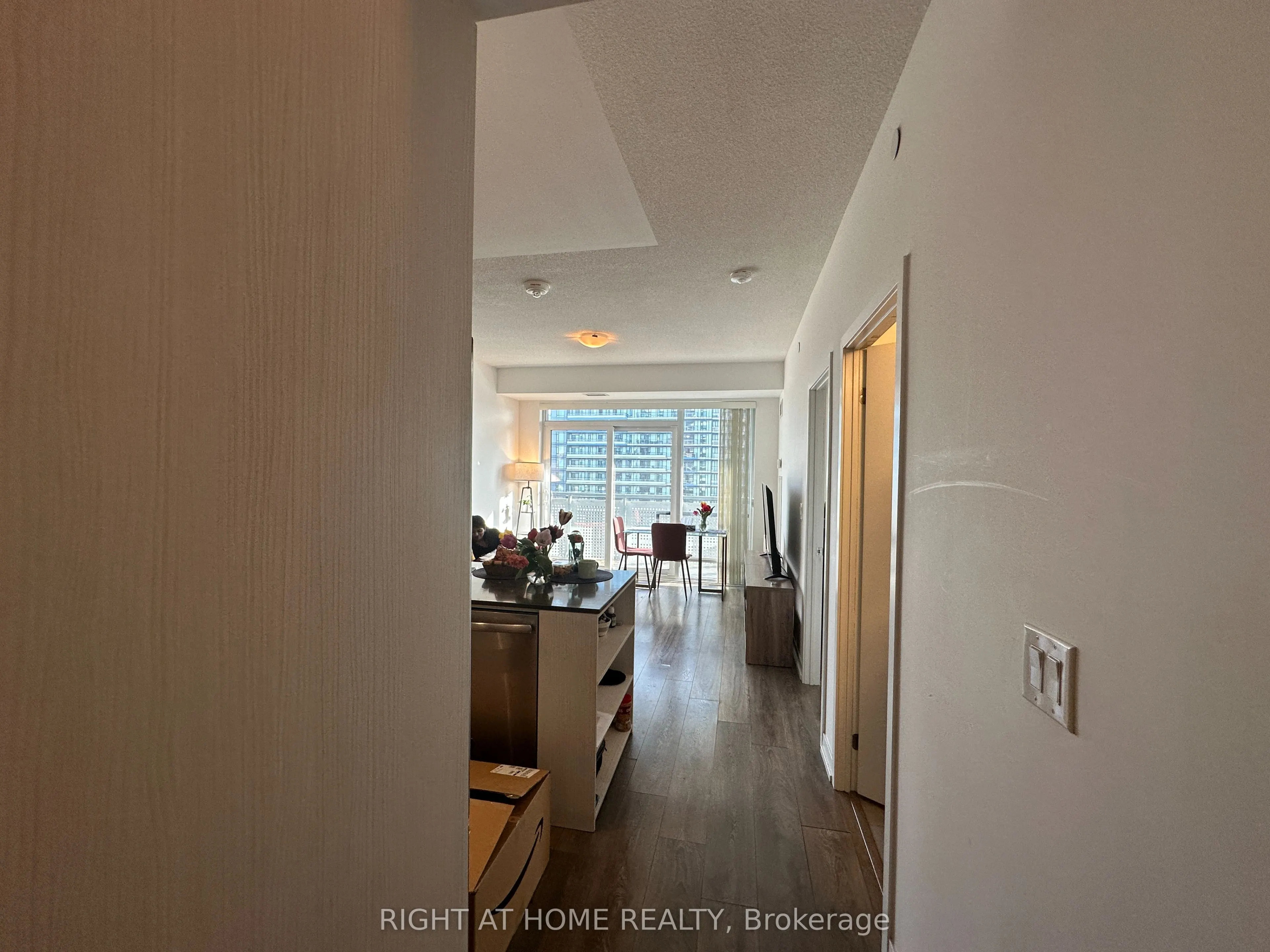 2520 Eglinton Avenue W #701