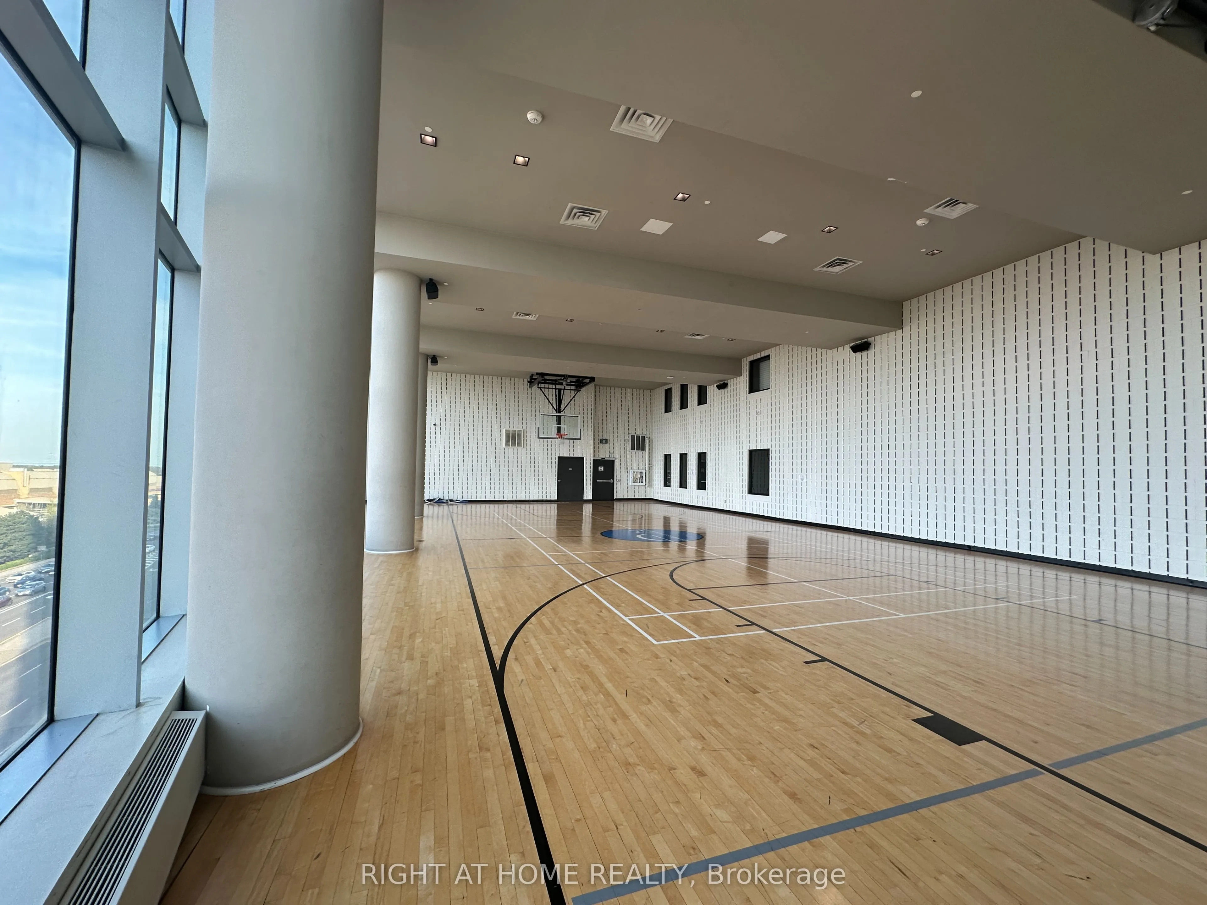 2520 Eglinton Avenue W #701