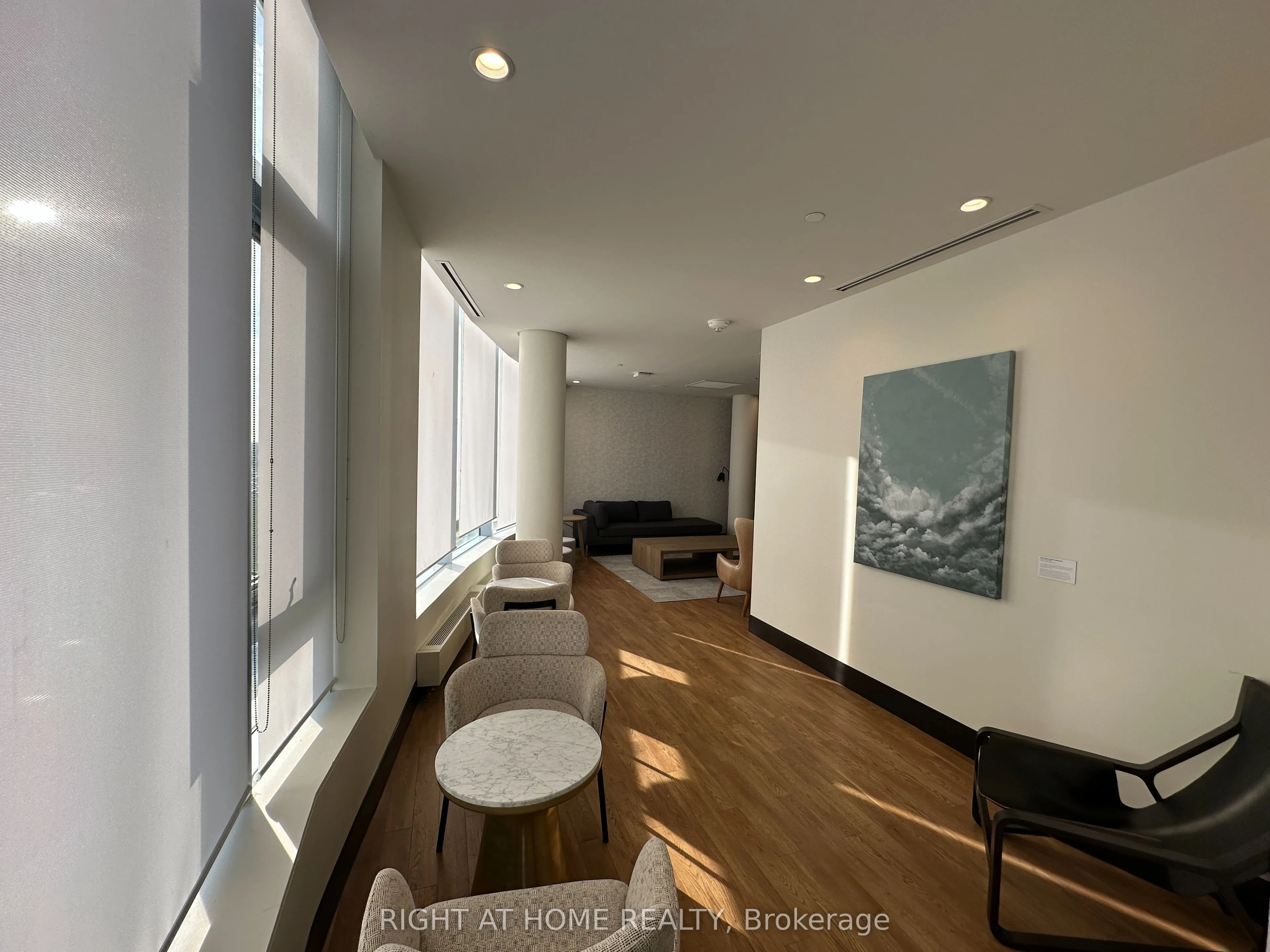 2520 Eglinton Avenue W #701