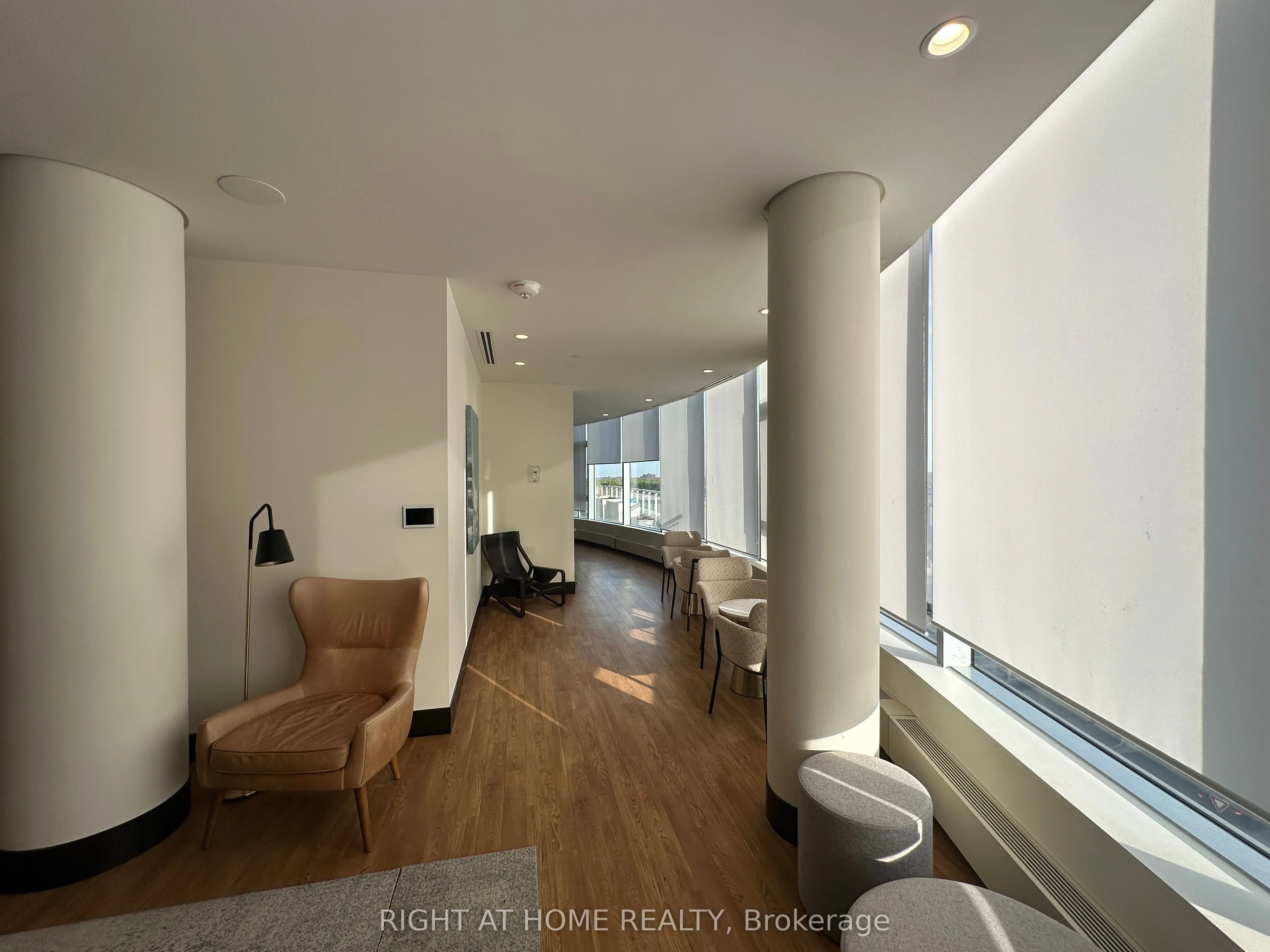 2520 Eglinton Avenue W #701