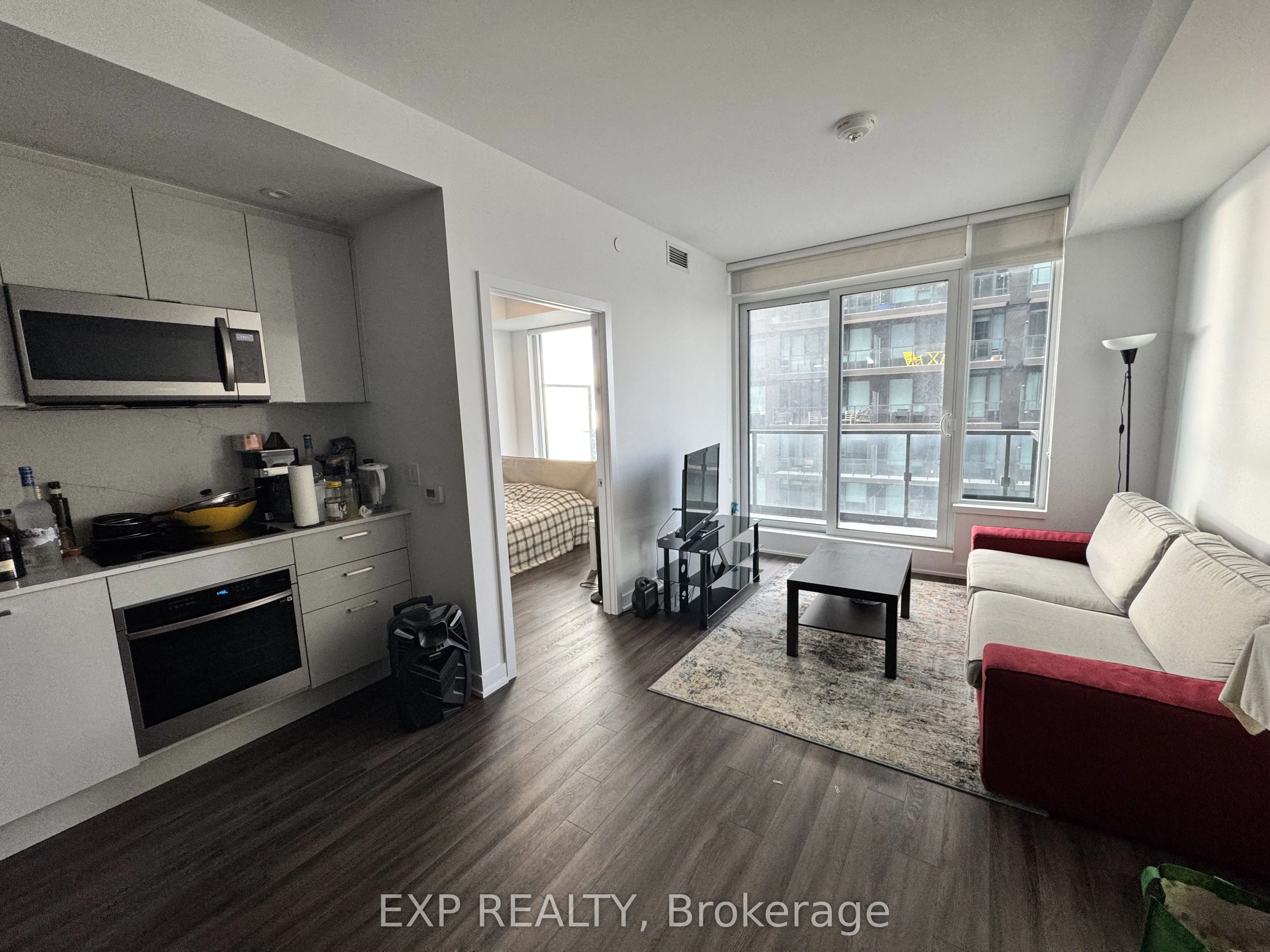 1926 Lakeshore Boulevard W, #3911