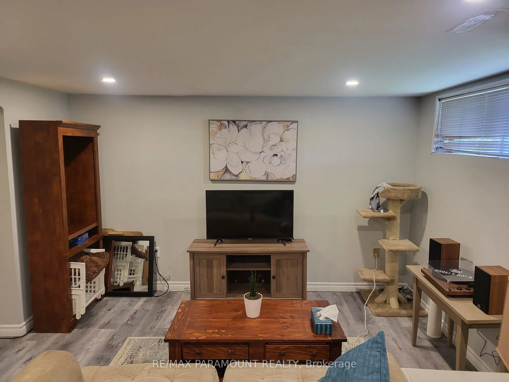 15 Lawrence Avenue