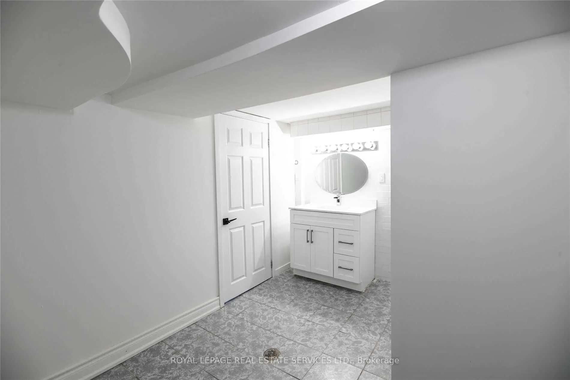 1010 Caledonia Road