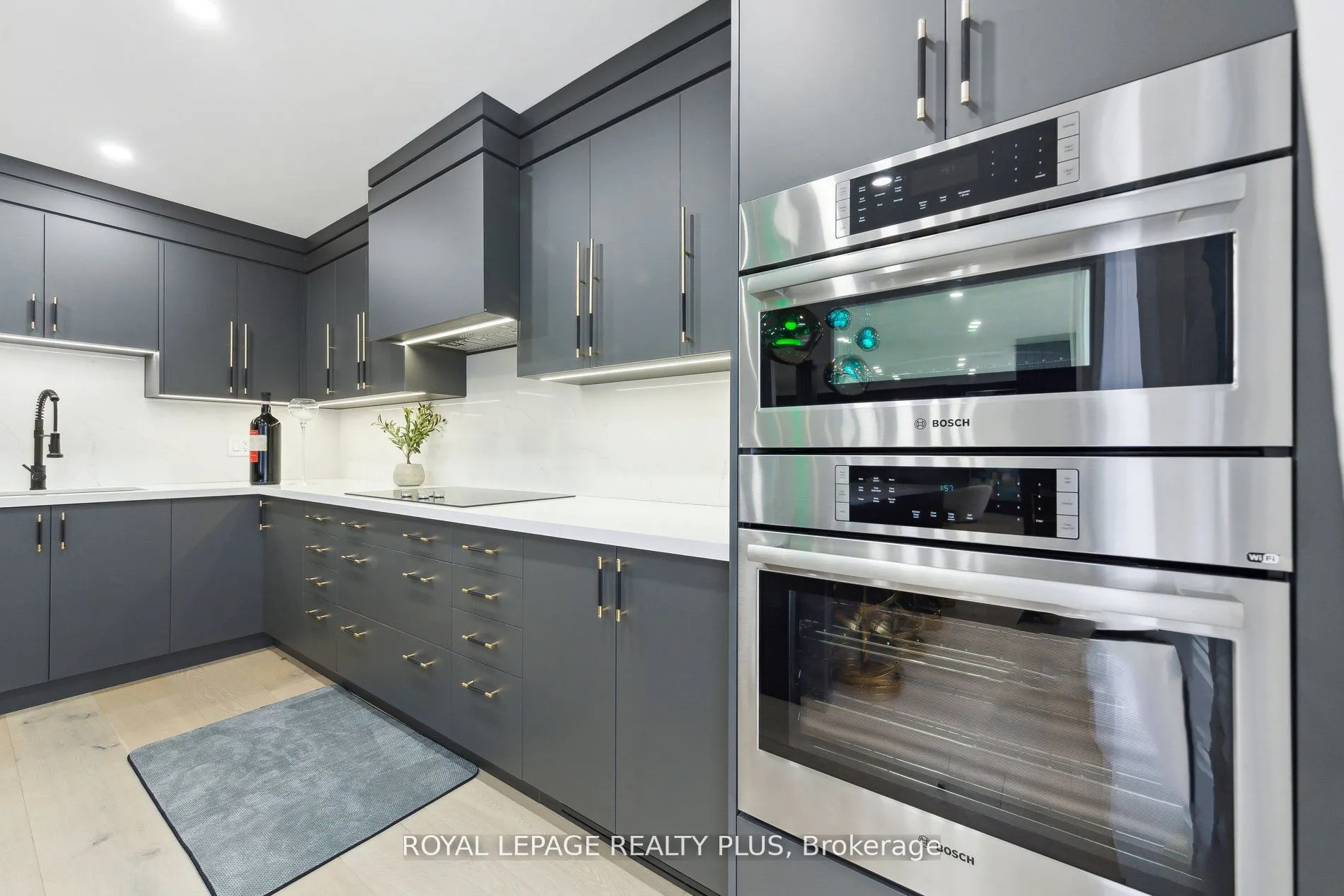 4344 Dallas Court