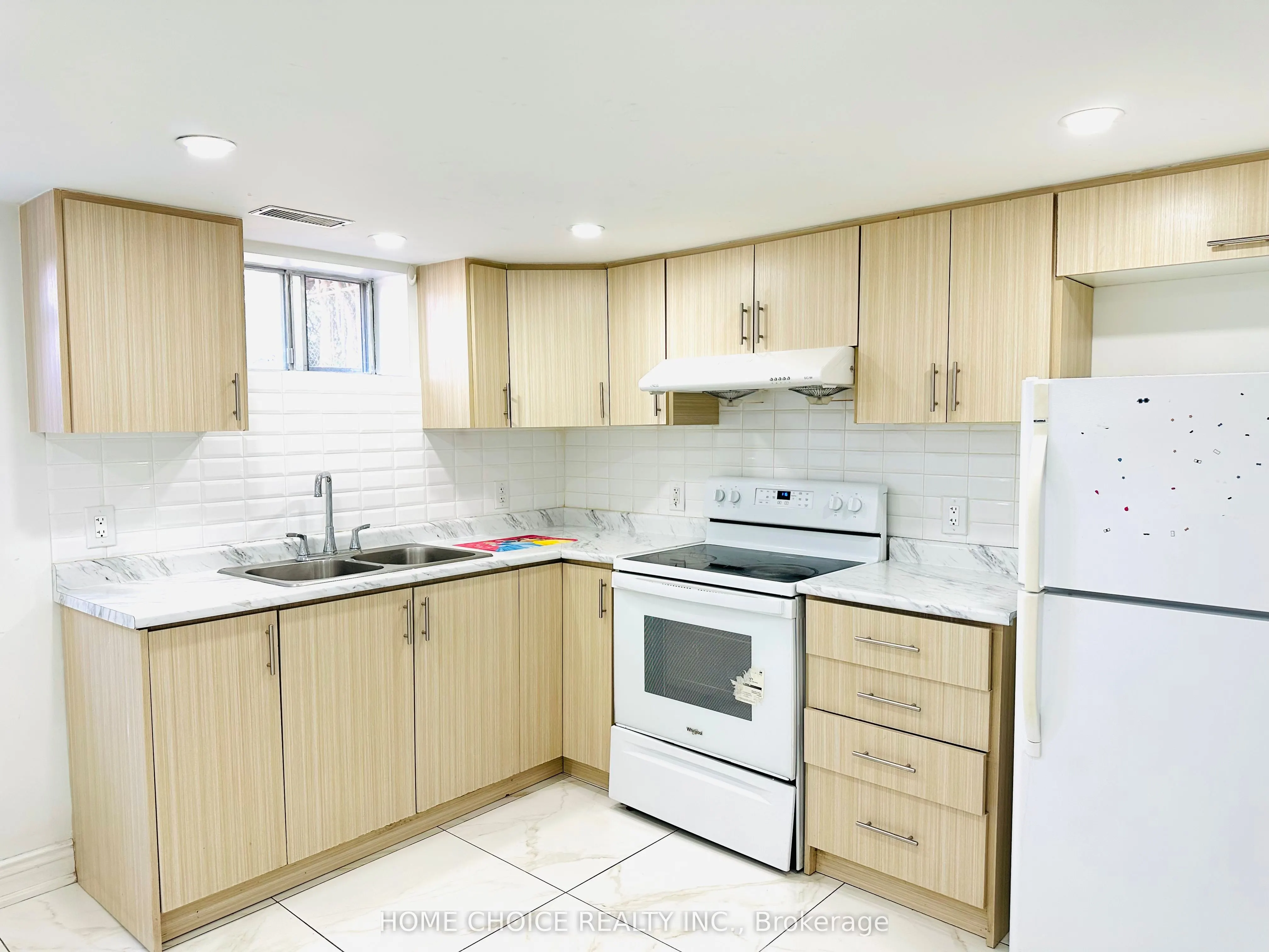 116 Eldomar Avenue, #Basement