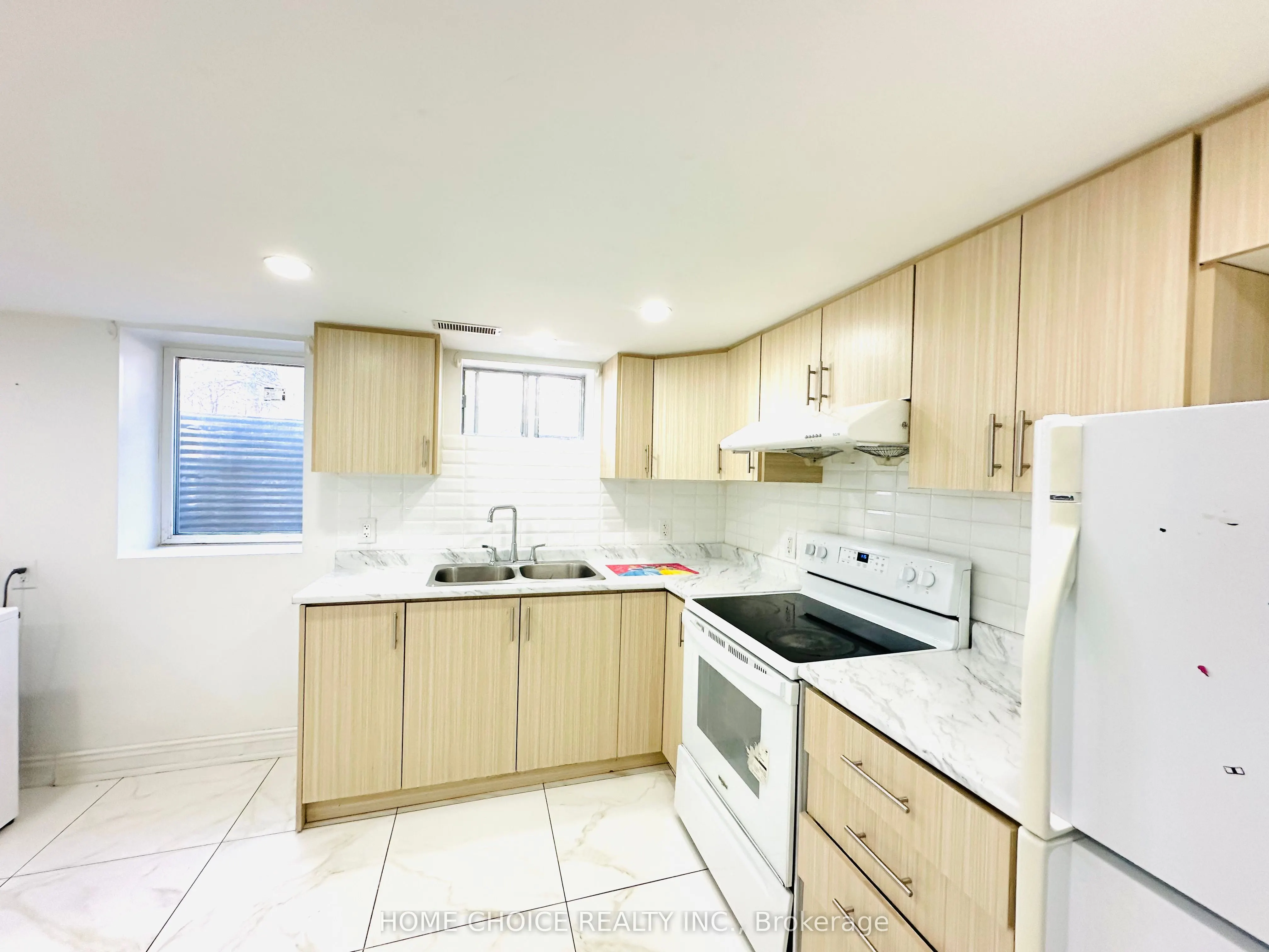 116 Eldomar Avenue, #Basement