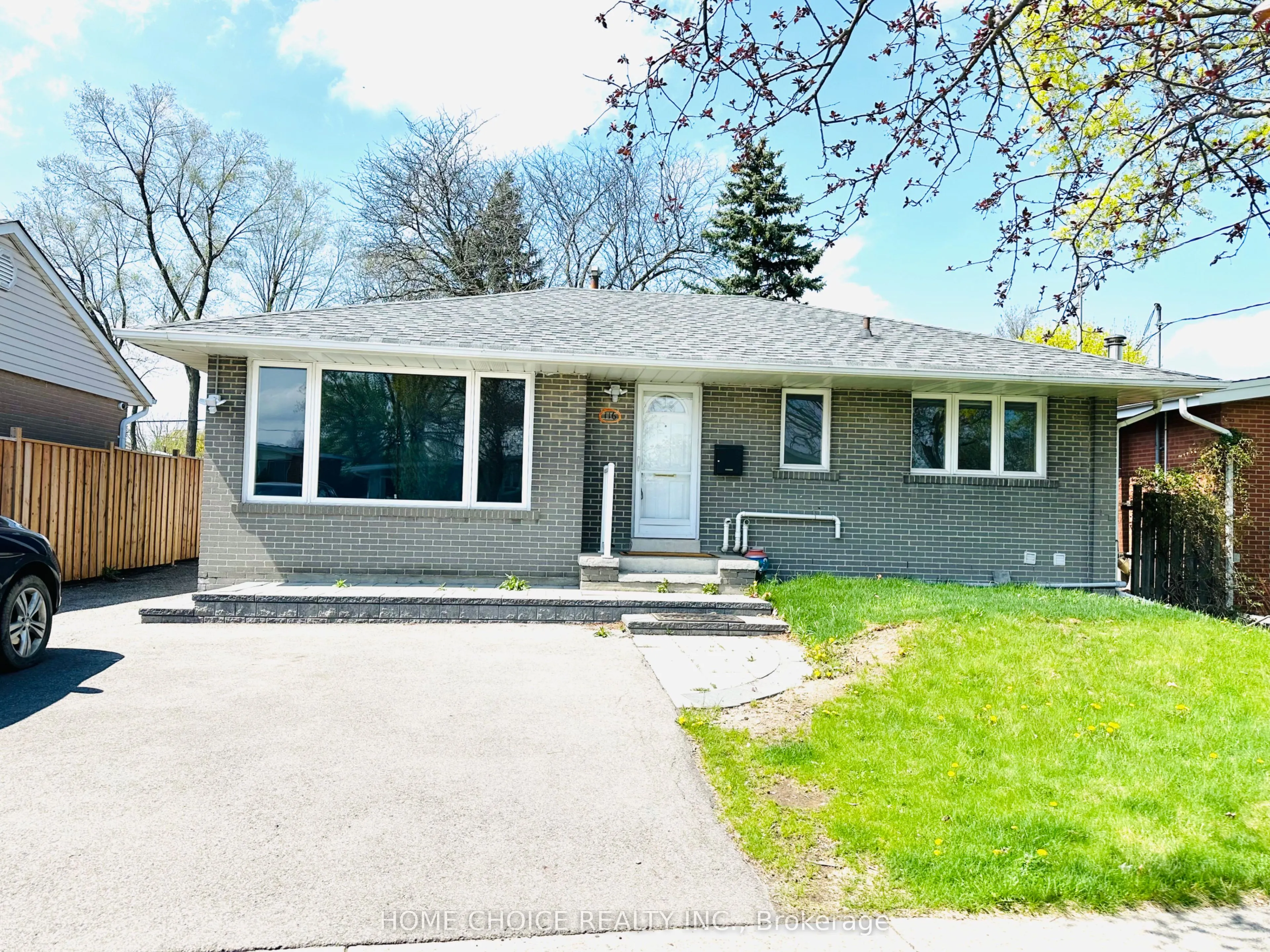 116 Eldomar Avenue, #Basement