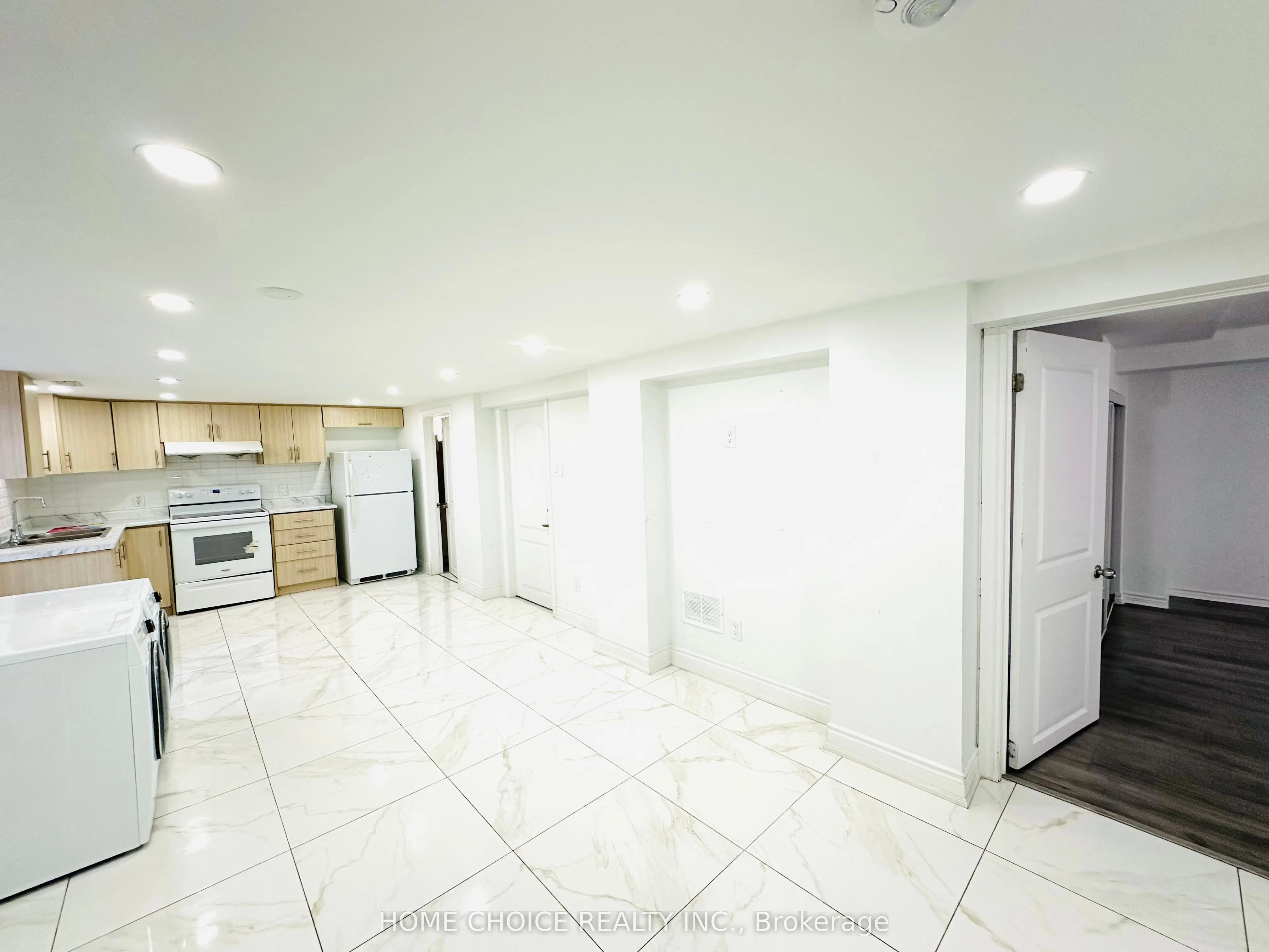 116 Eldomar Avenue, #Basement