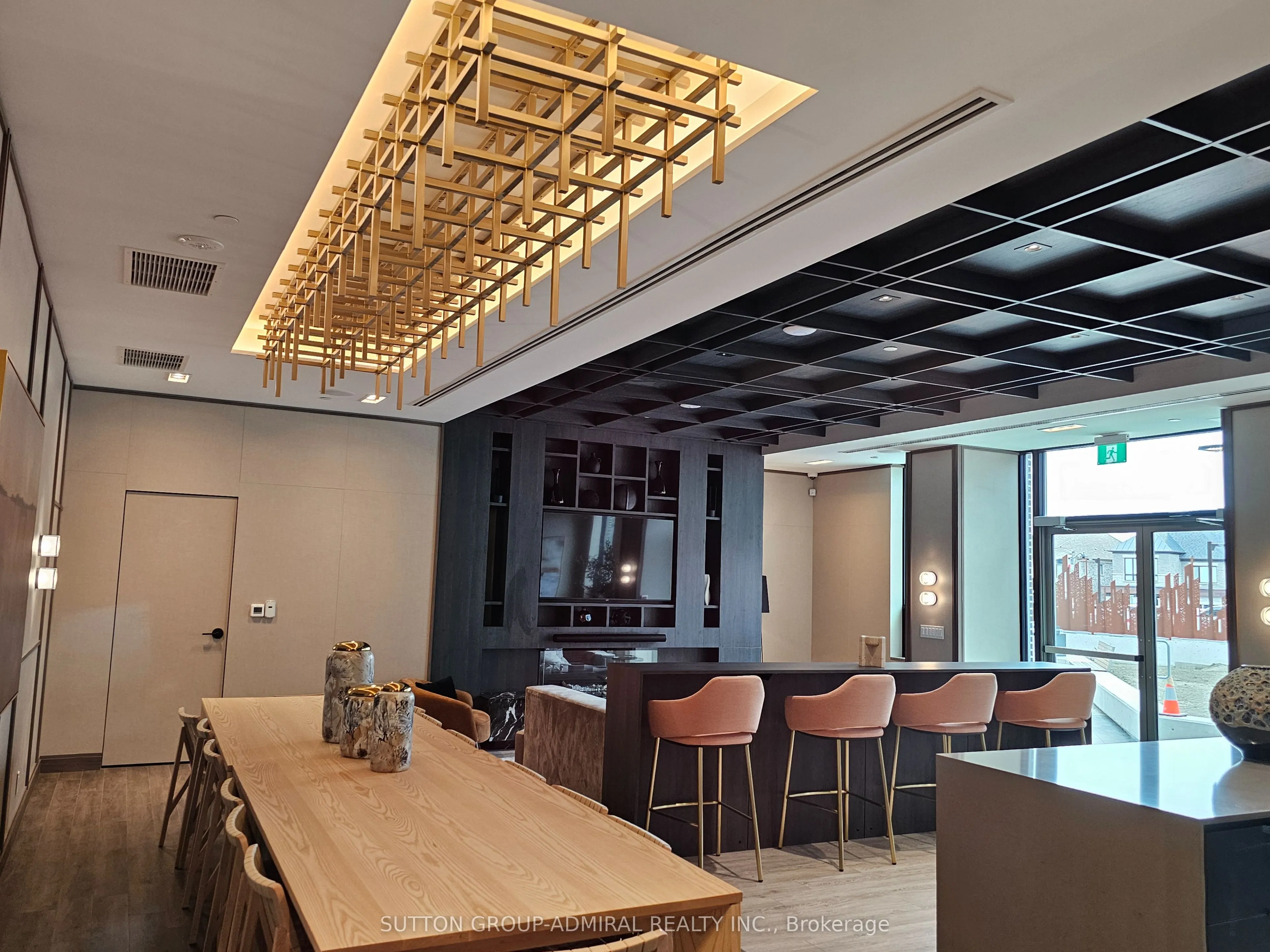 2501 Saw Whet Boulevard, #537