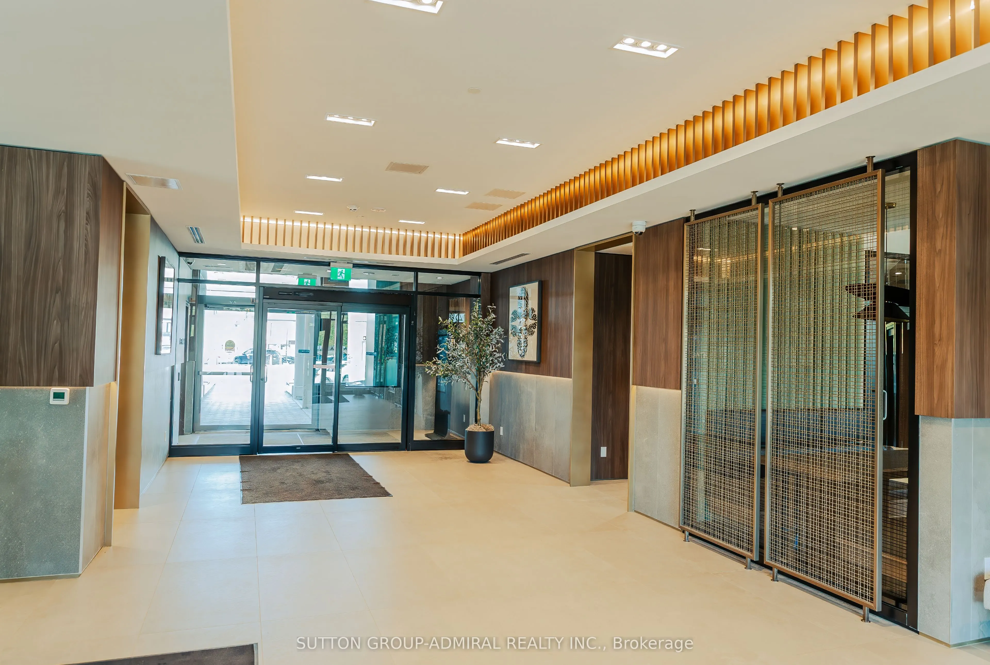 2501 Saw Whet Boulevard, #537