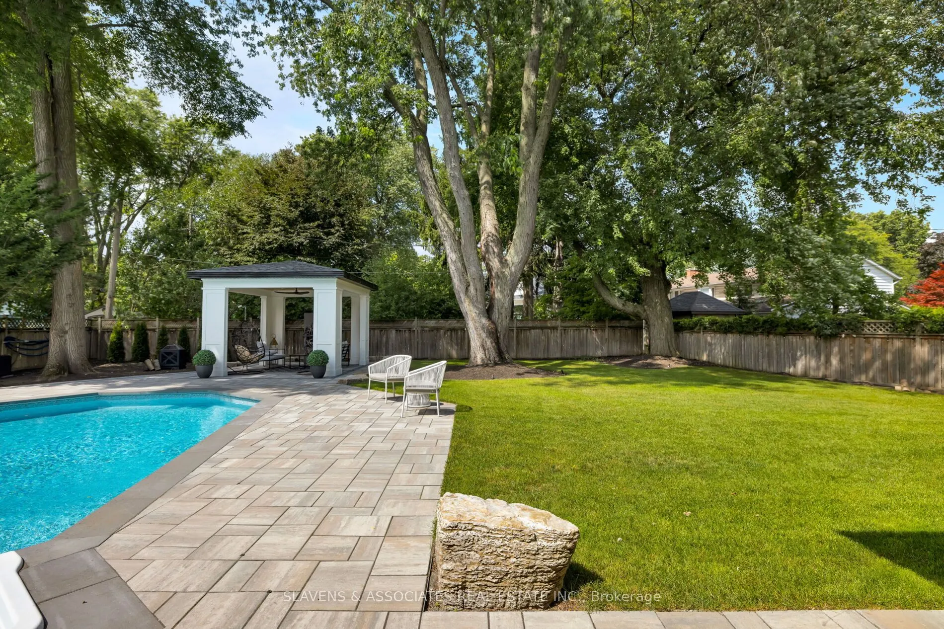 1529 Venetia Drive