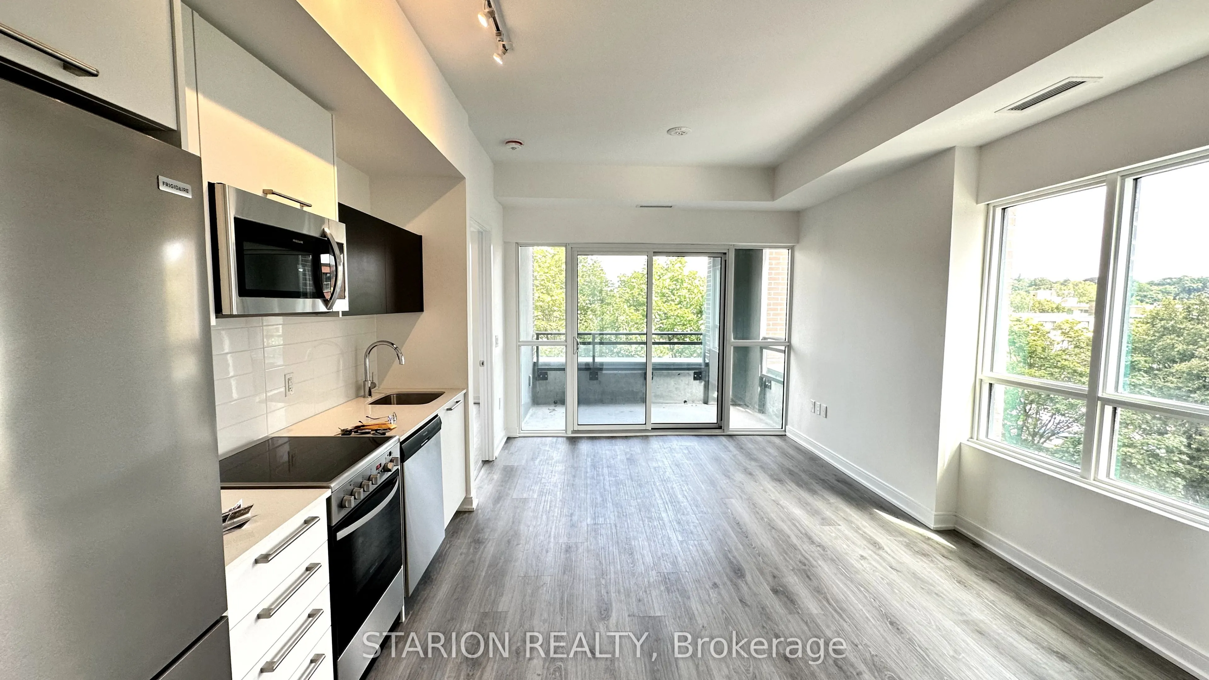 25 Neighbourhood Lane, #513