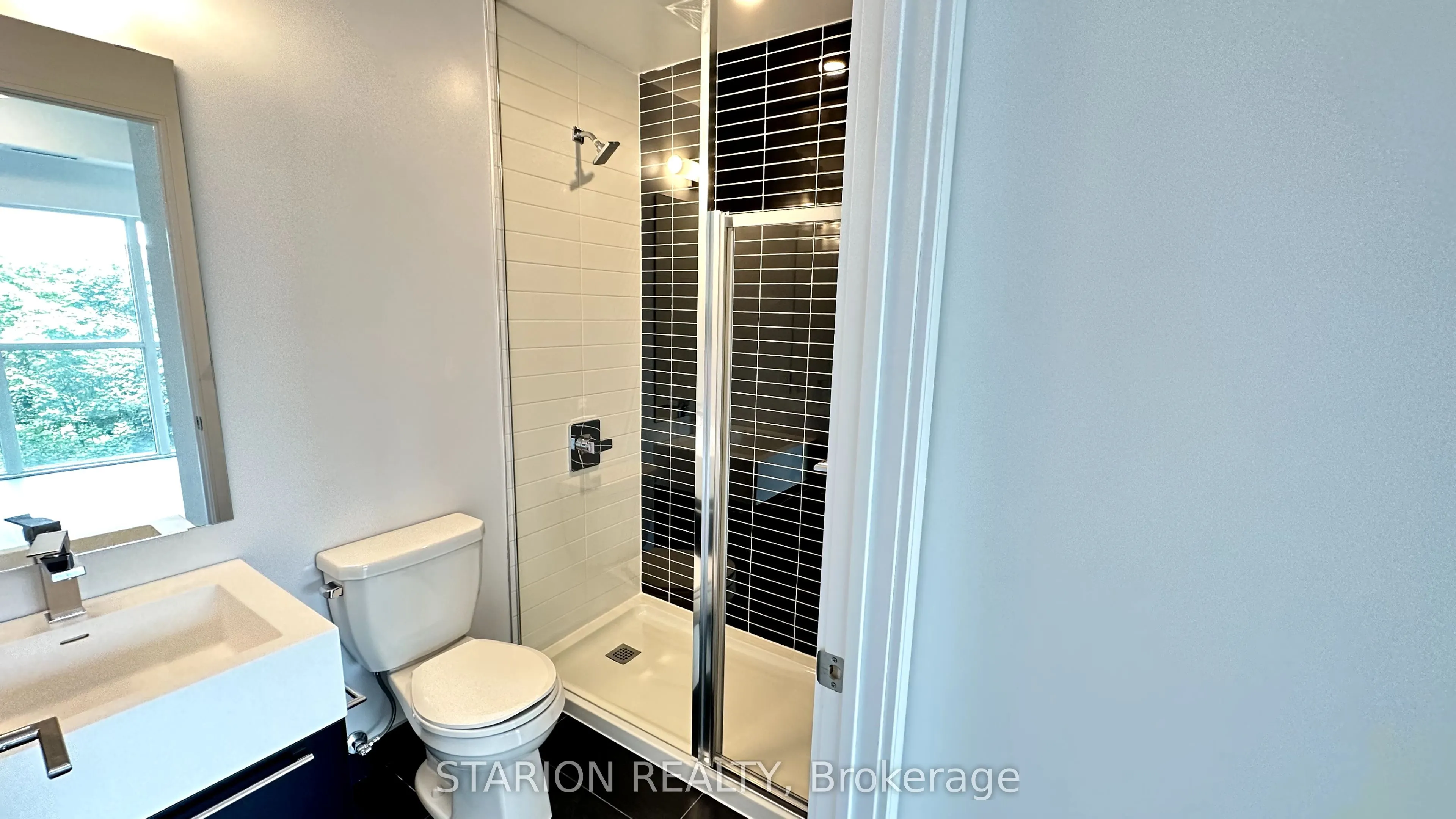 25 Neighbourhood Lane, #513