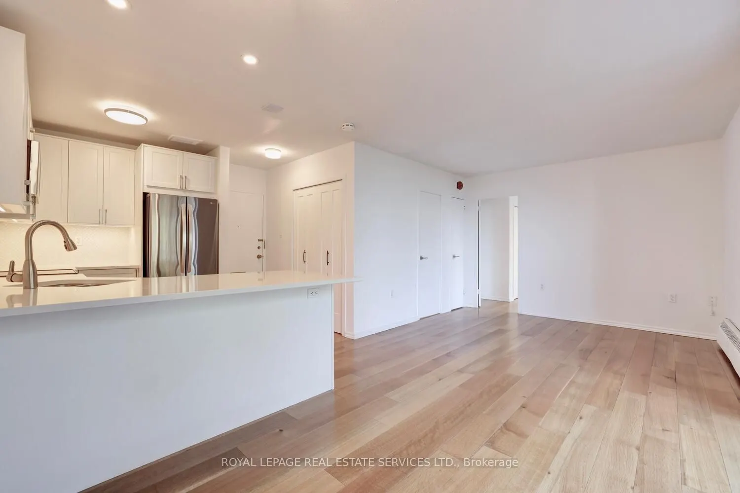 41 Lake Shore Drive, #104