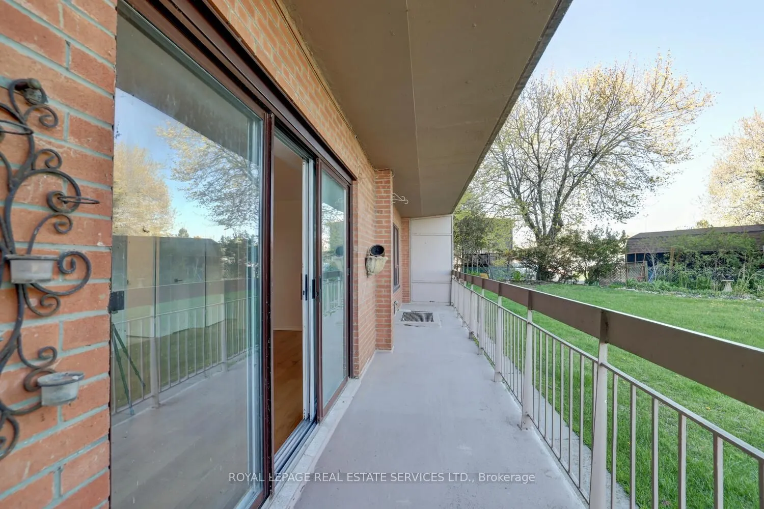 41 Lake Shore Drive, #104