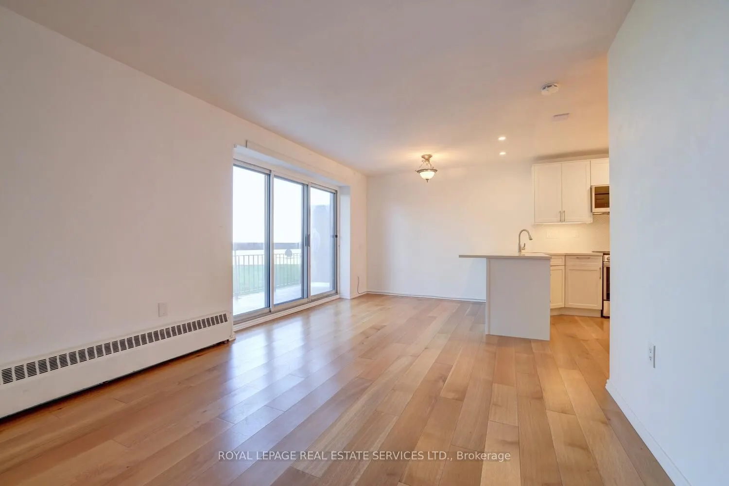 41 Lake Shore Drive, #104