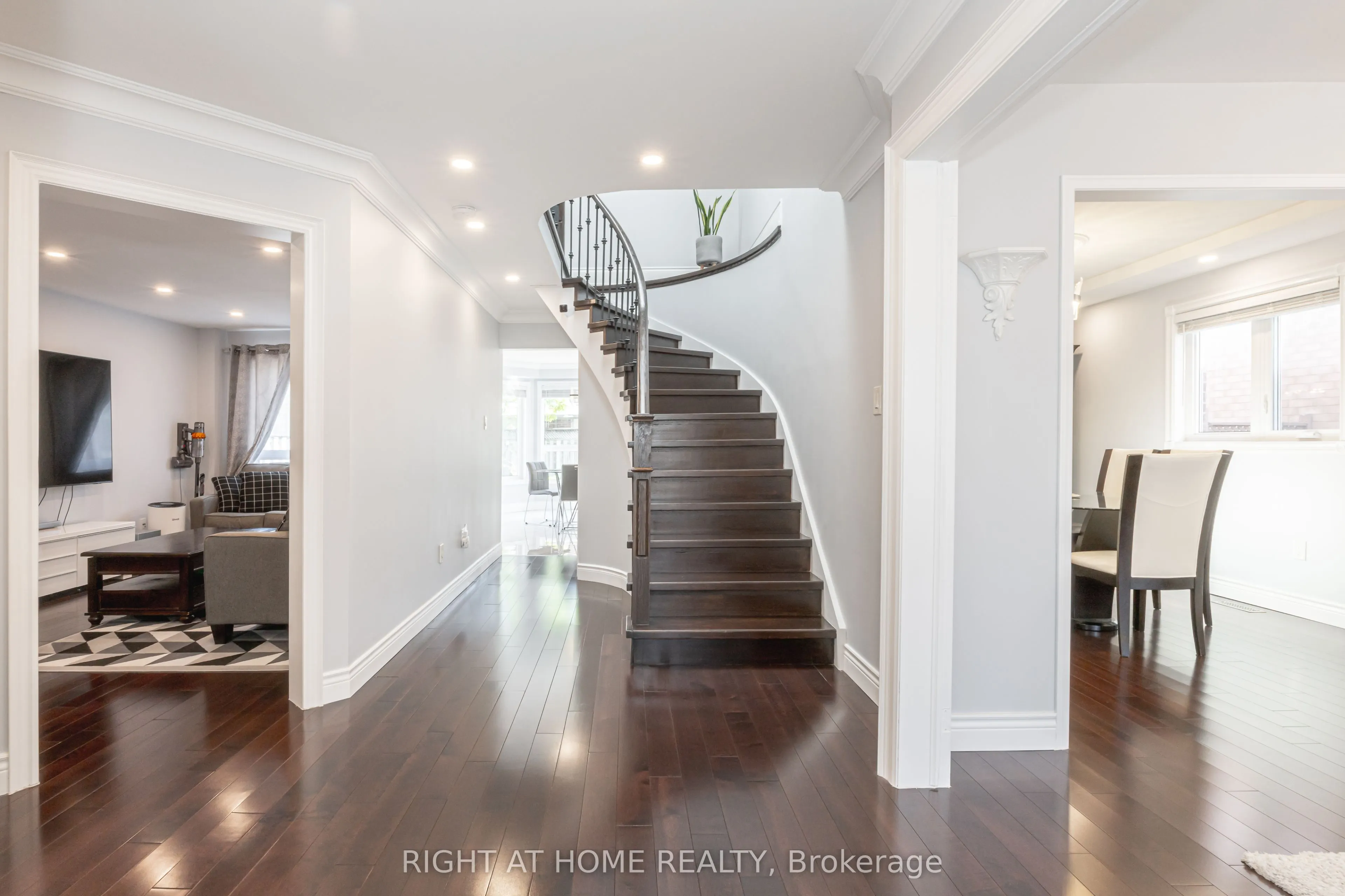 5369 Fallingbrook Drive