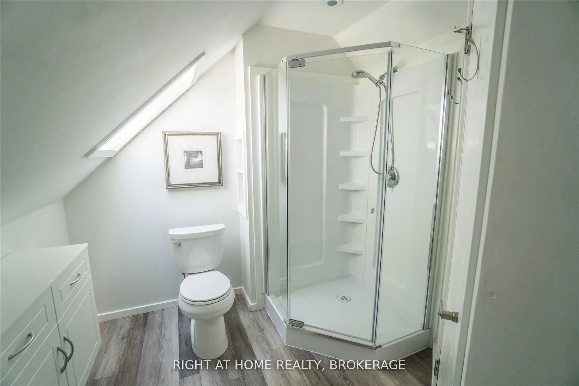 164 Trafalgar Road, #Loft