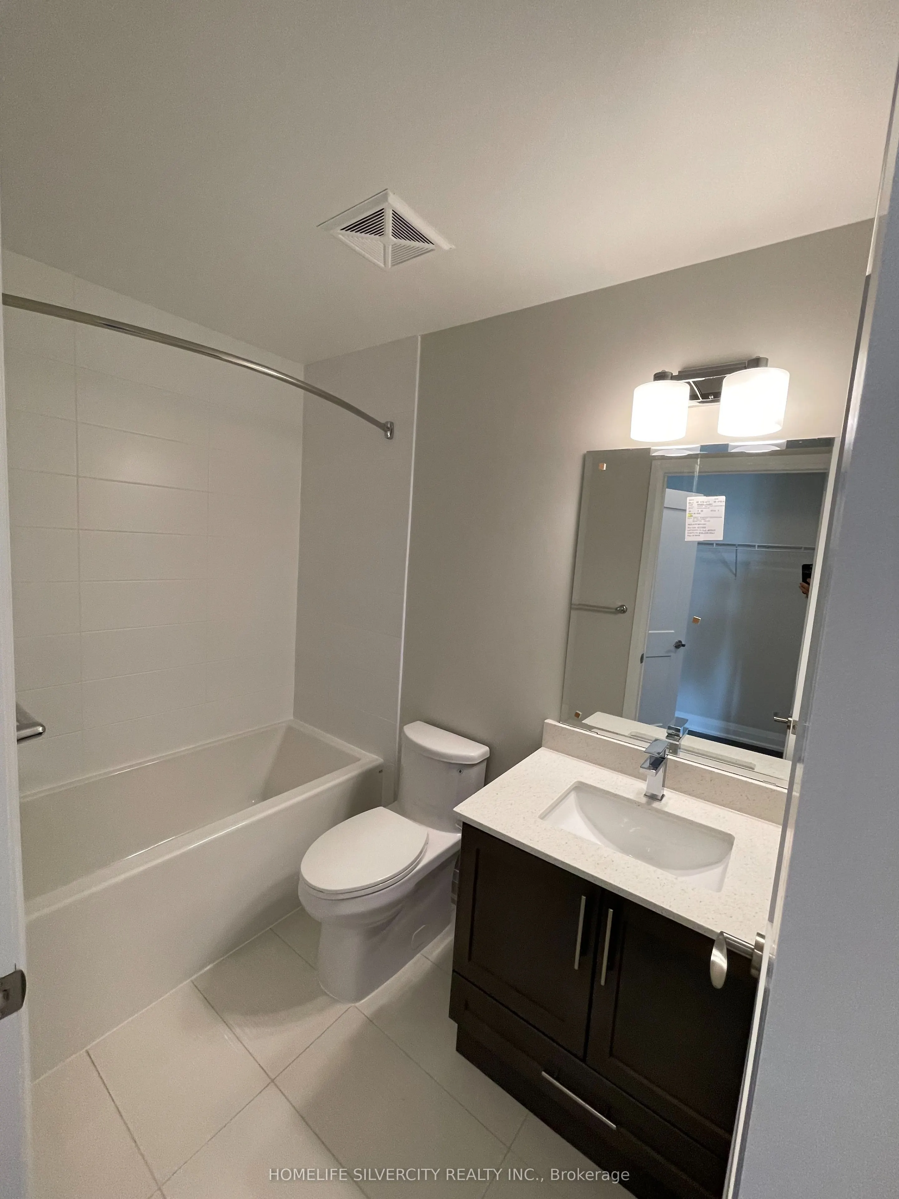 15 Lynch Street #2104