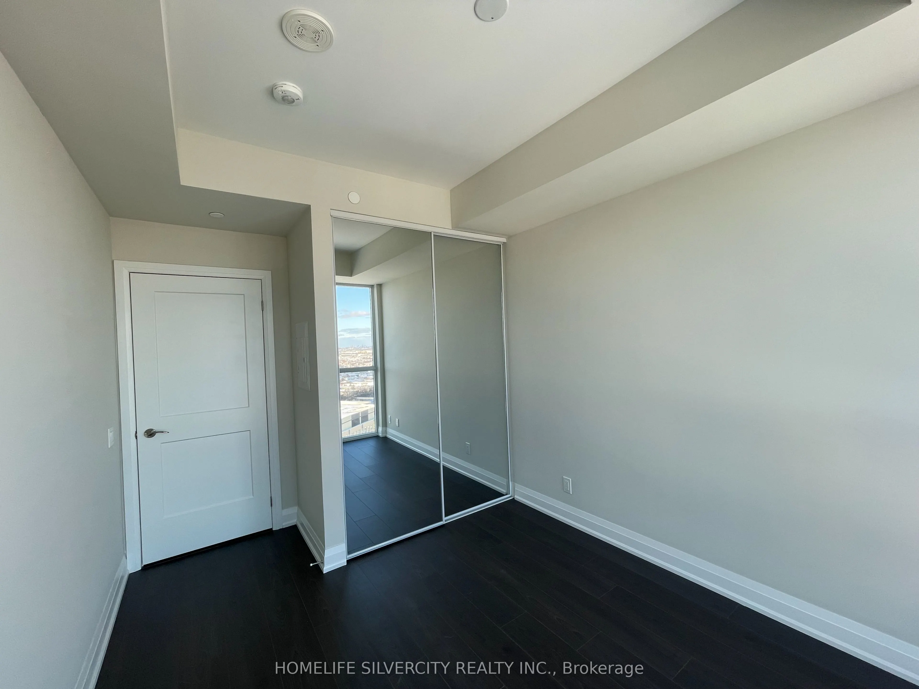 15 Lynch Street #2104