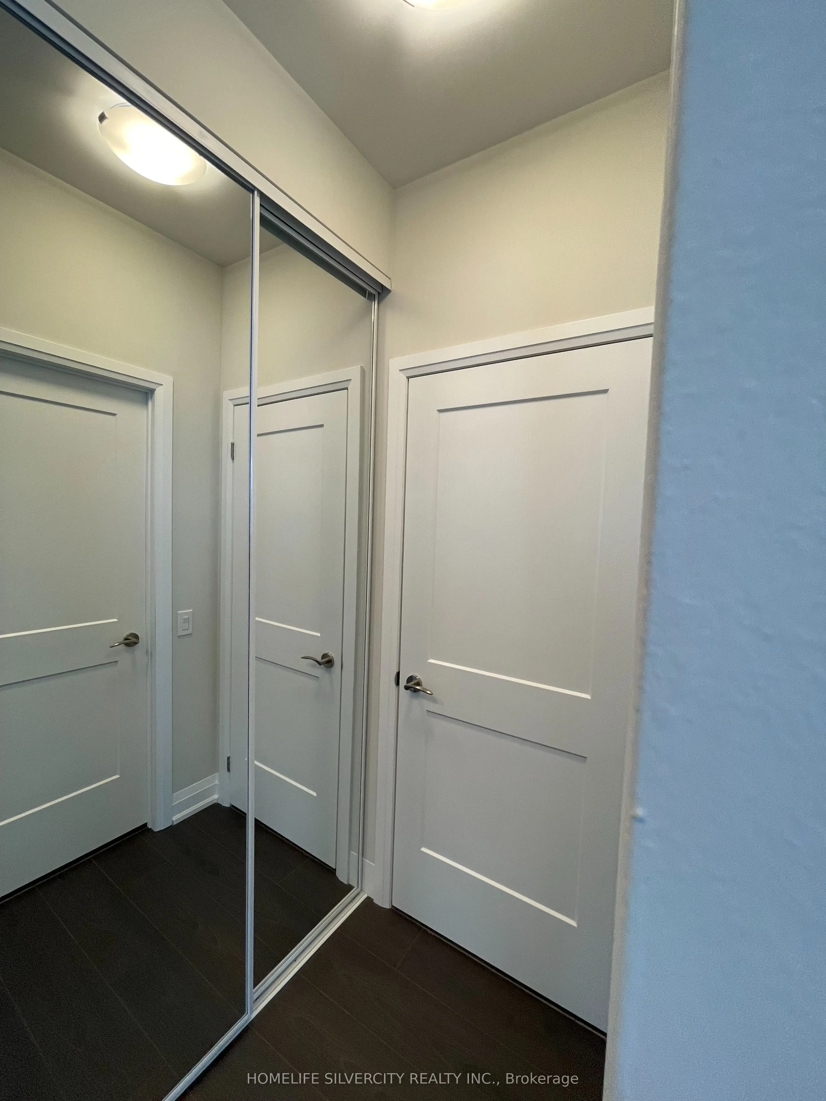 15 Lynch Street #2104