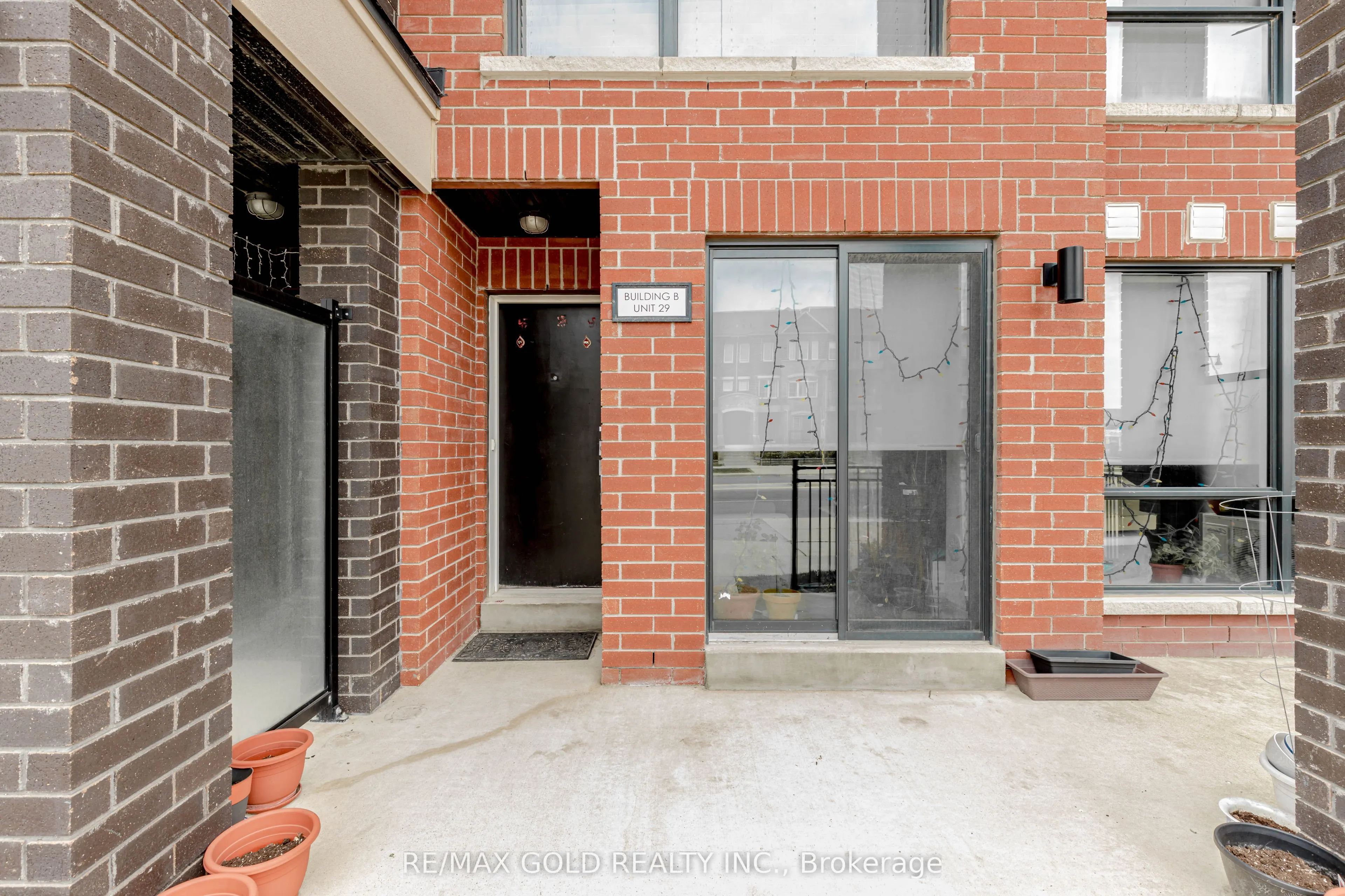 100 Dufay Road #29
