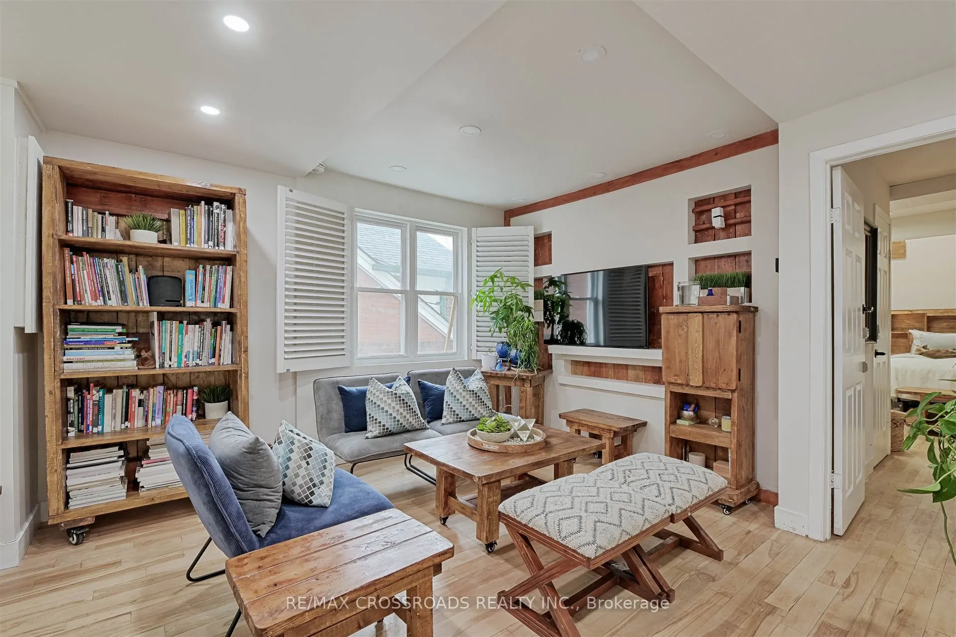 105 Runnymede Road
