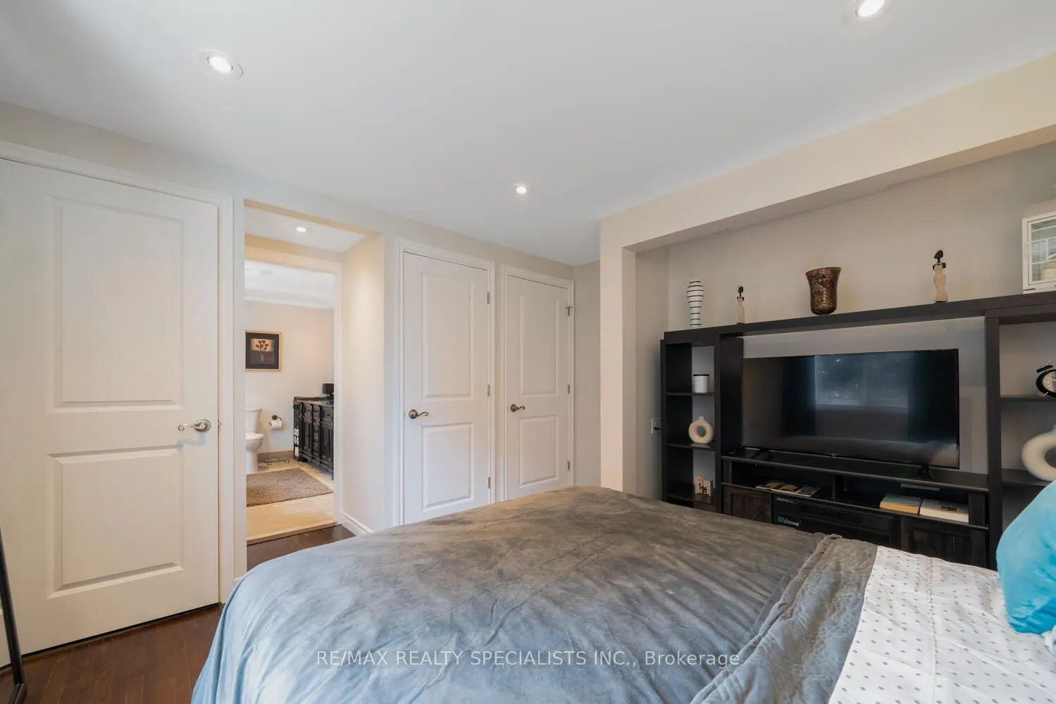 18 Fagan Drive