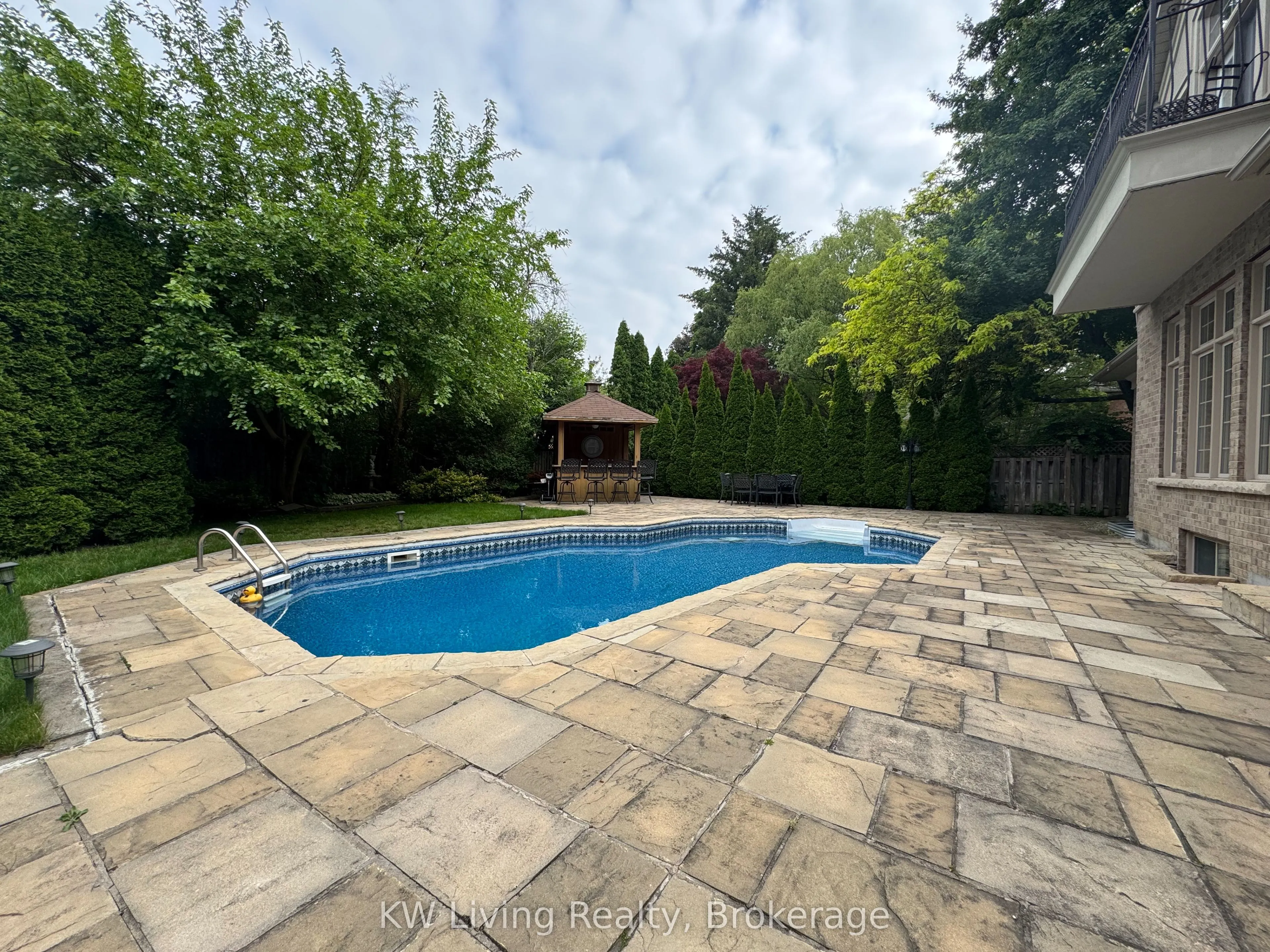 70 Hartfield Road