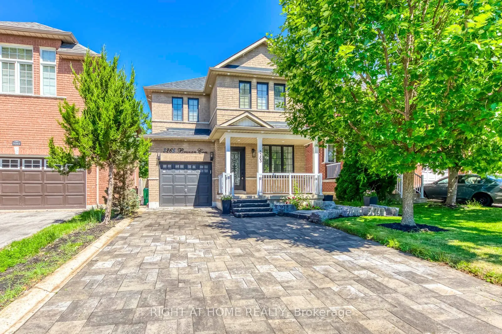 3265 Bruzan Crescent